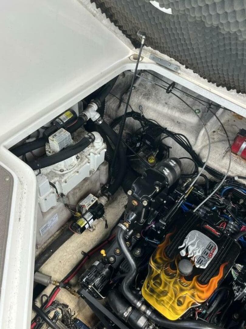 2012 Sea Ray 240 Sundancer — photo 32