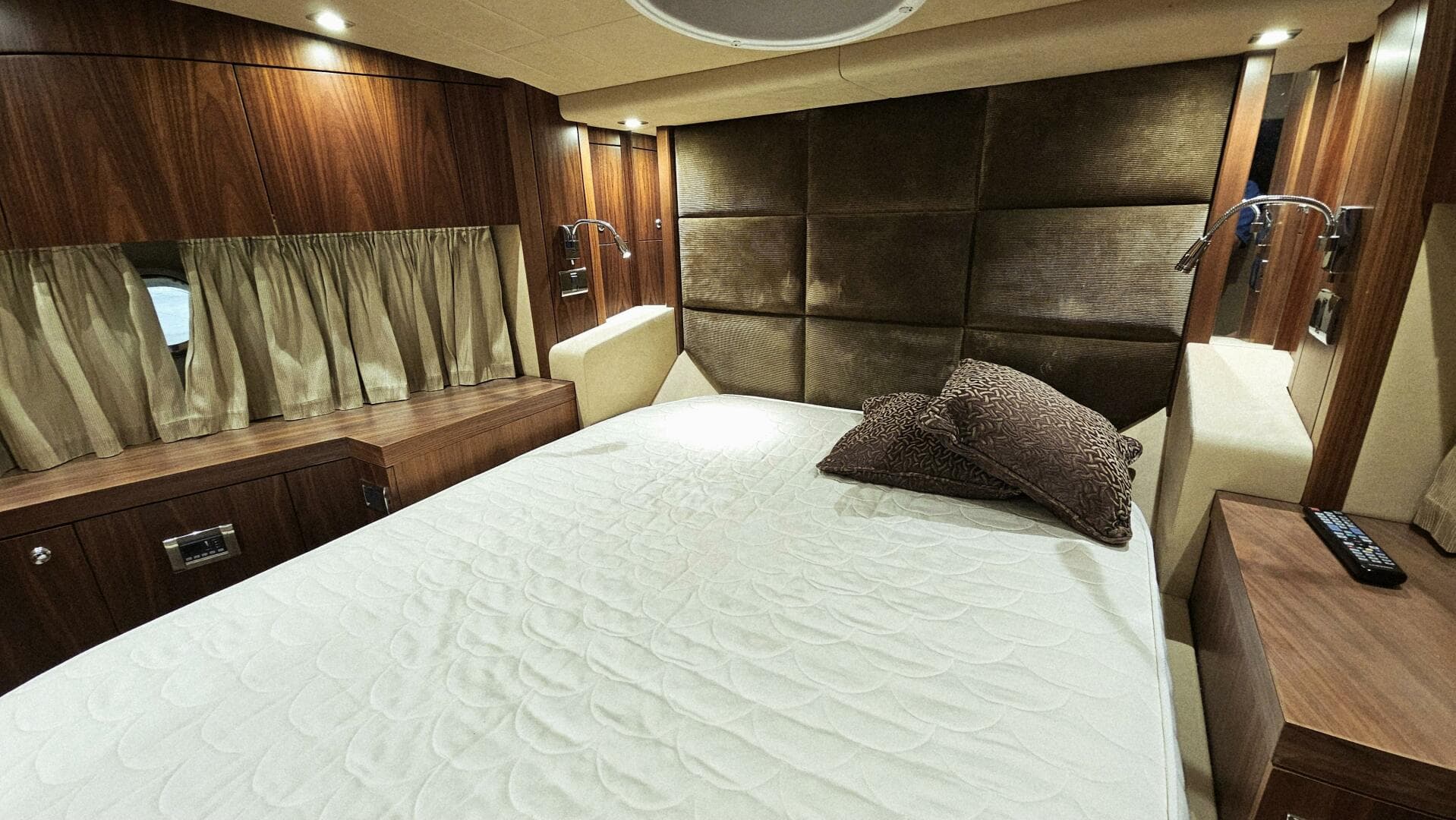 2012 Sunseeker Manhattan 53 — photo 72