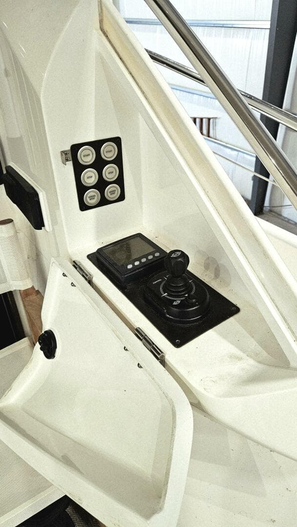 2012 Sunseeker Manhattan 53 — photo 26