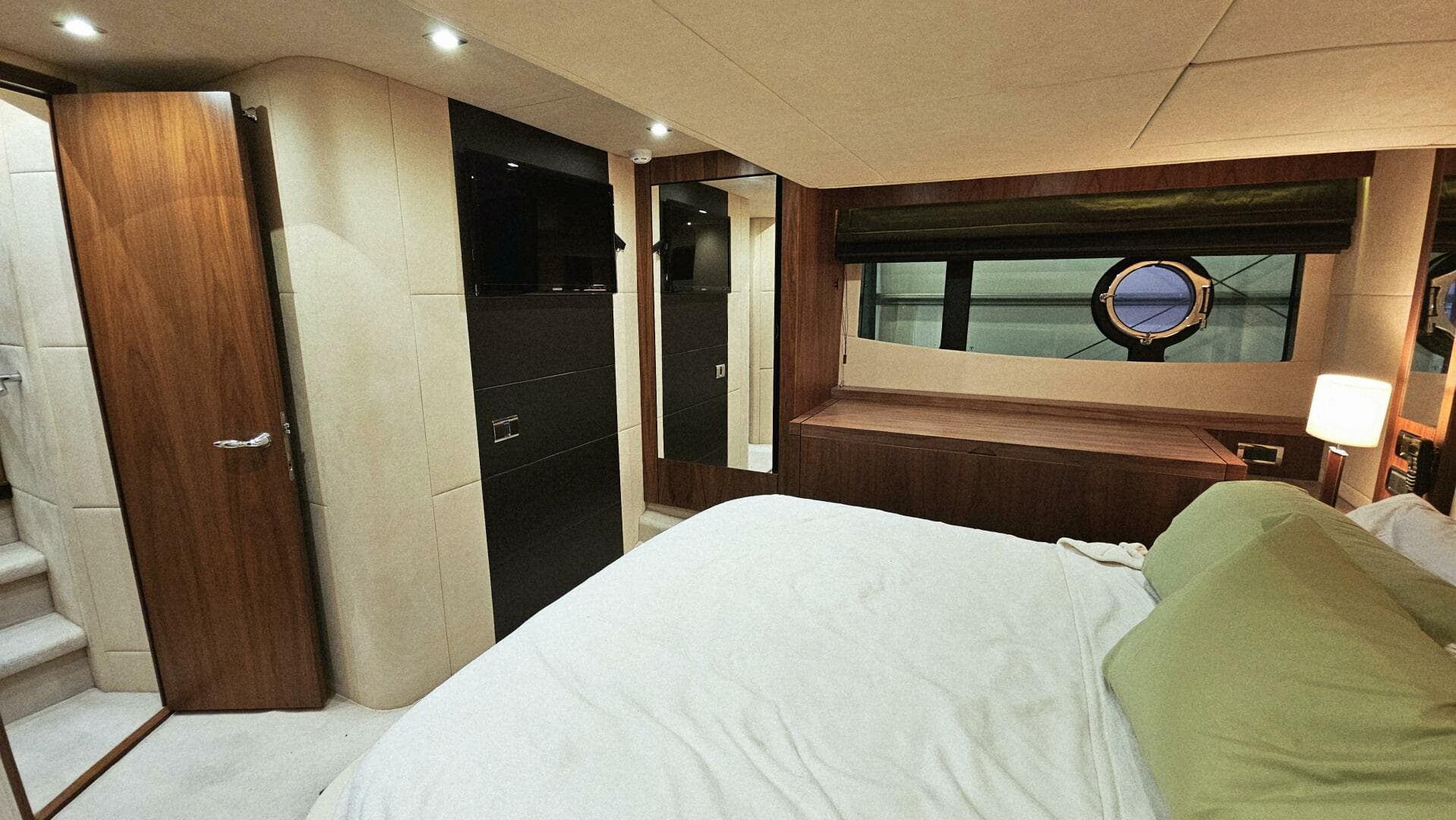 2012 Sunseeker Manhattan 53 — photo 66