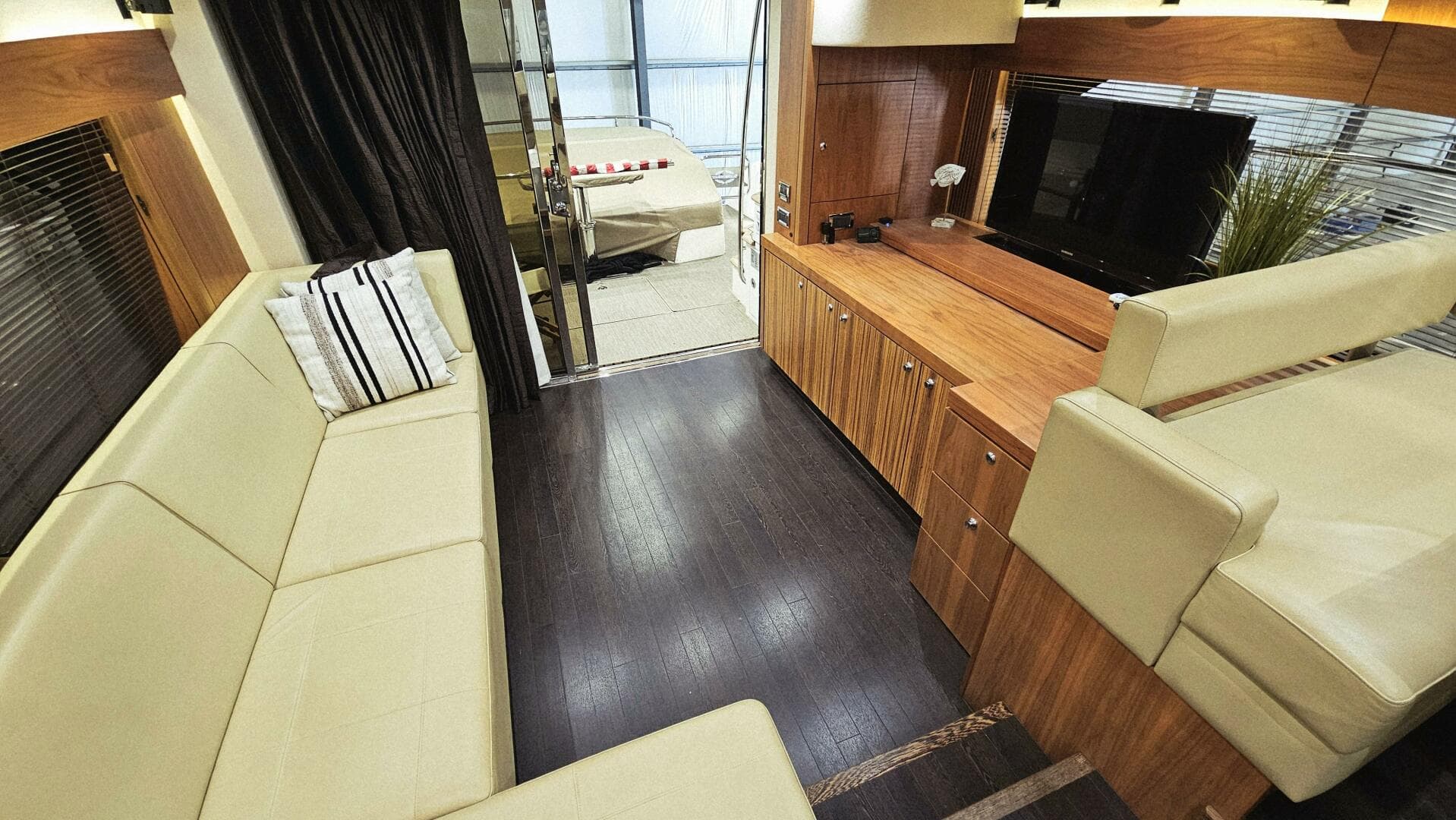 2012 Sunseeker Manhattan 53 — photo 27