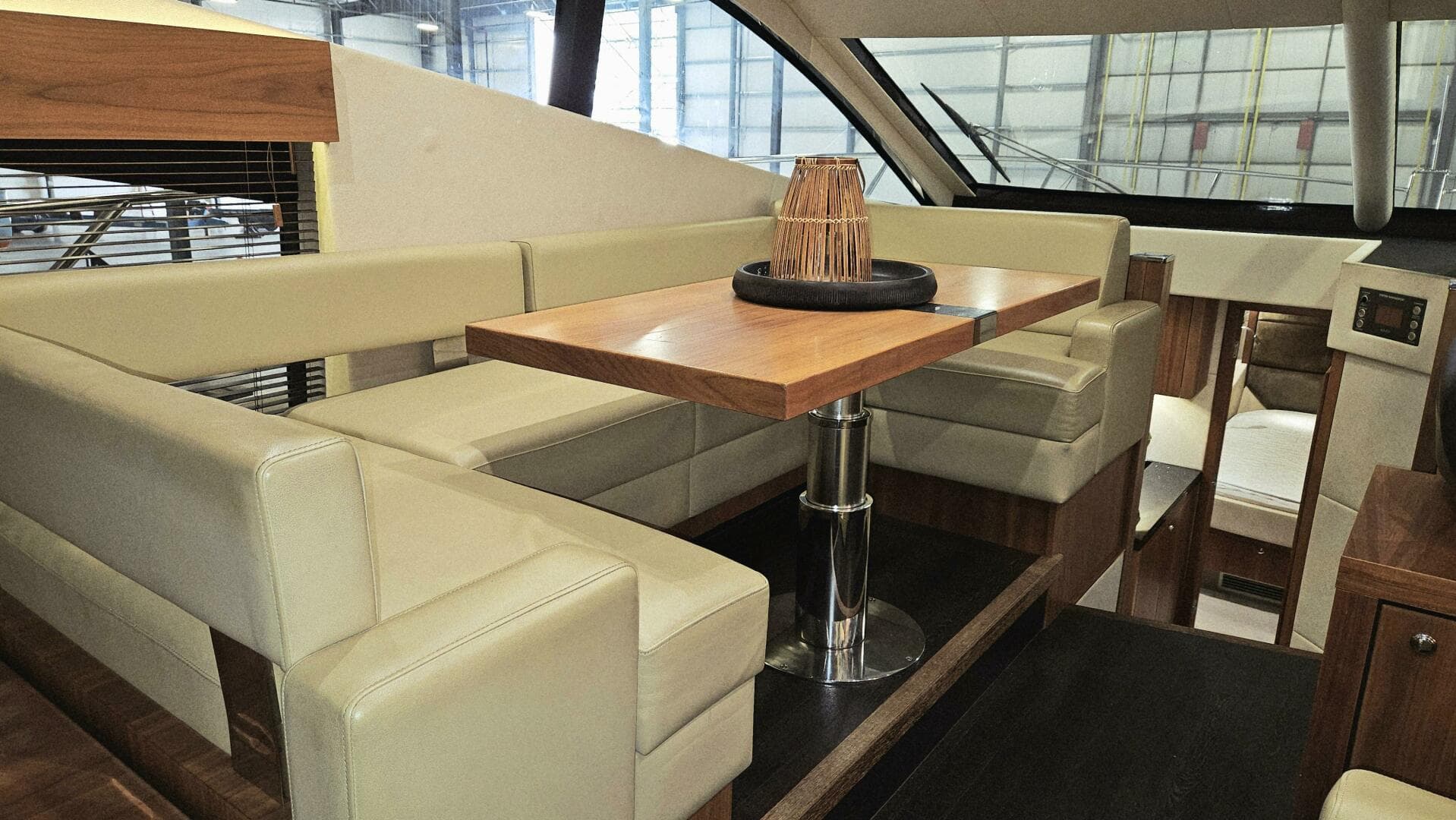 2012 Sunseeker Manhattan 53 — photo 34