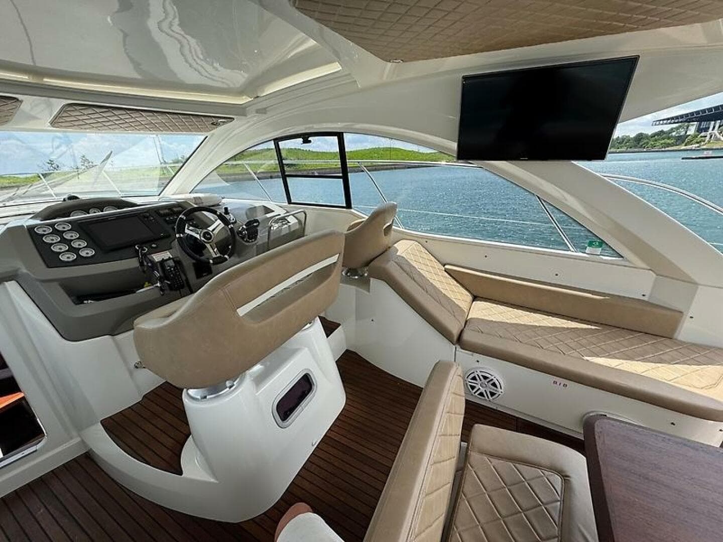 2013 Beneteau 38 Gran Turismo — photo 11
