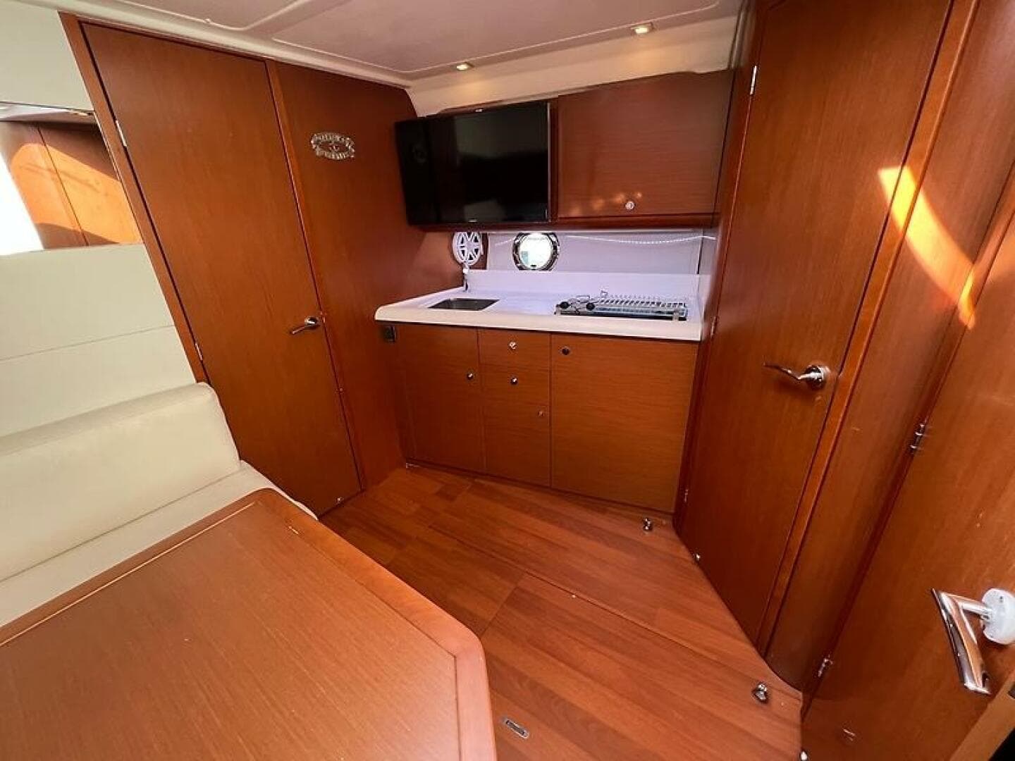 2013 Beneteau 38 Gran Turismo — photo 19