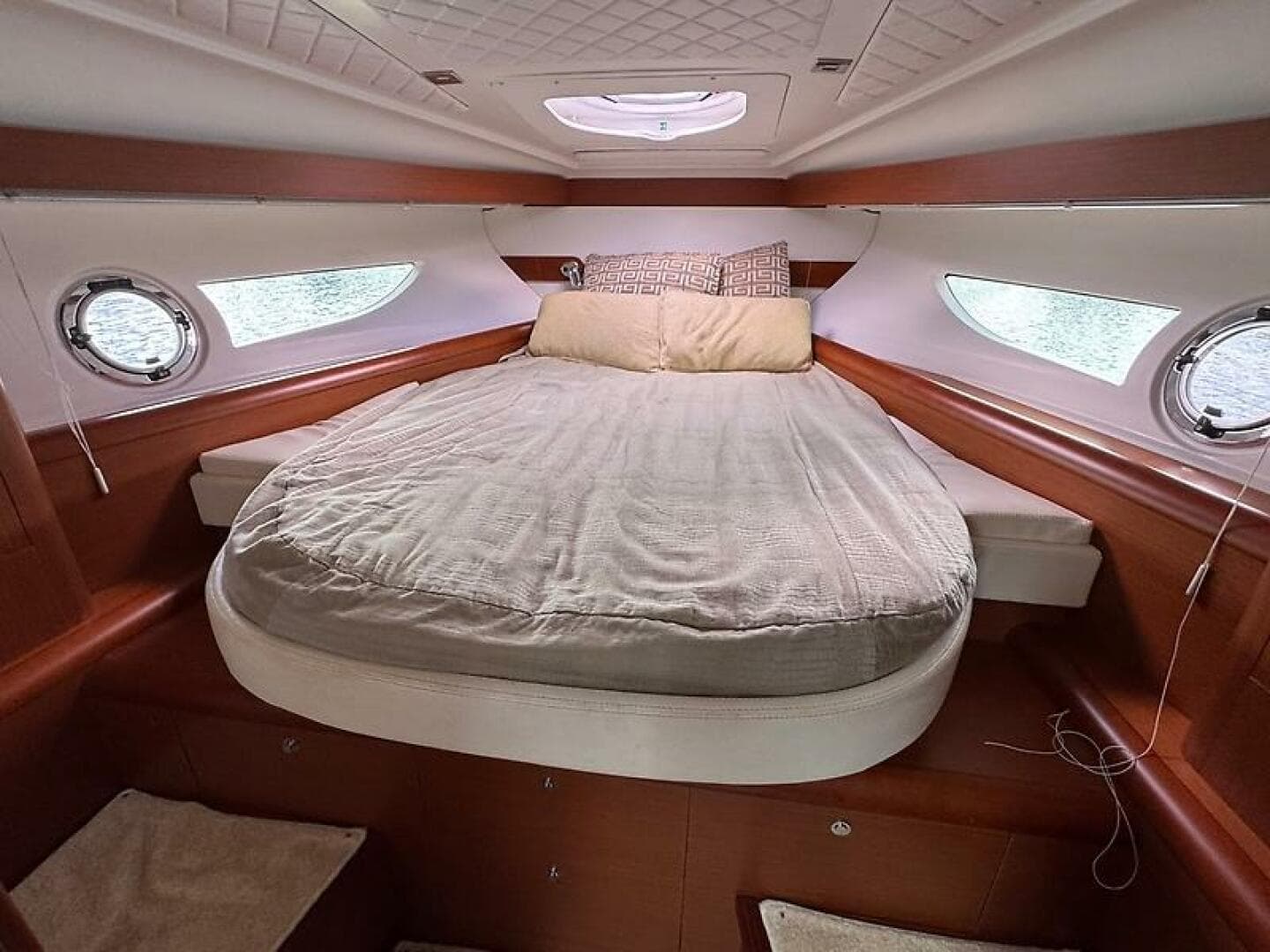 2013 Beneteau 38 Gran Turismo — photo 22