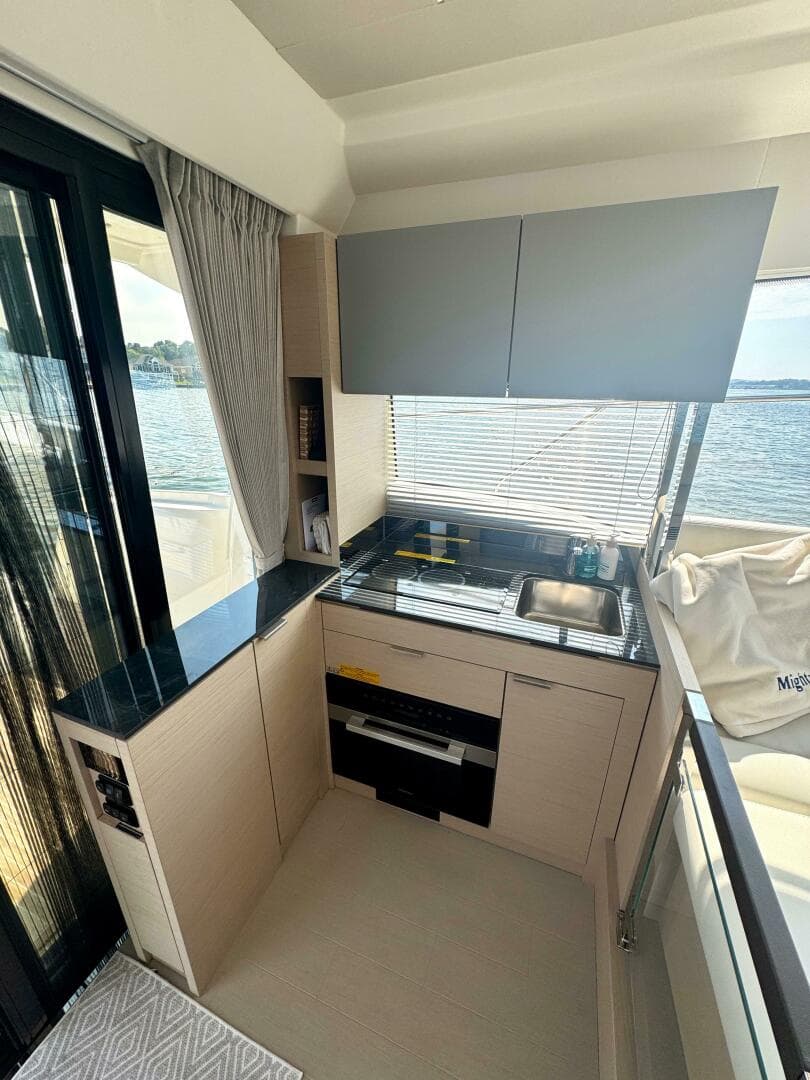 2024 Prestige 420S — photo 30