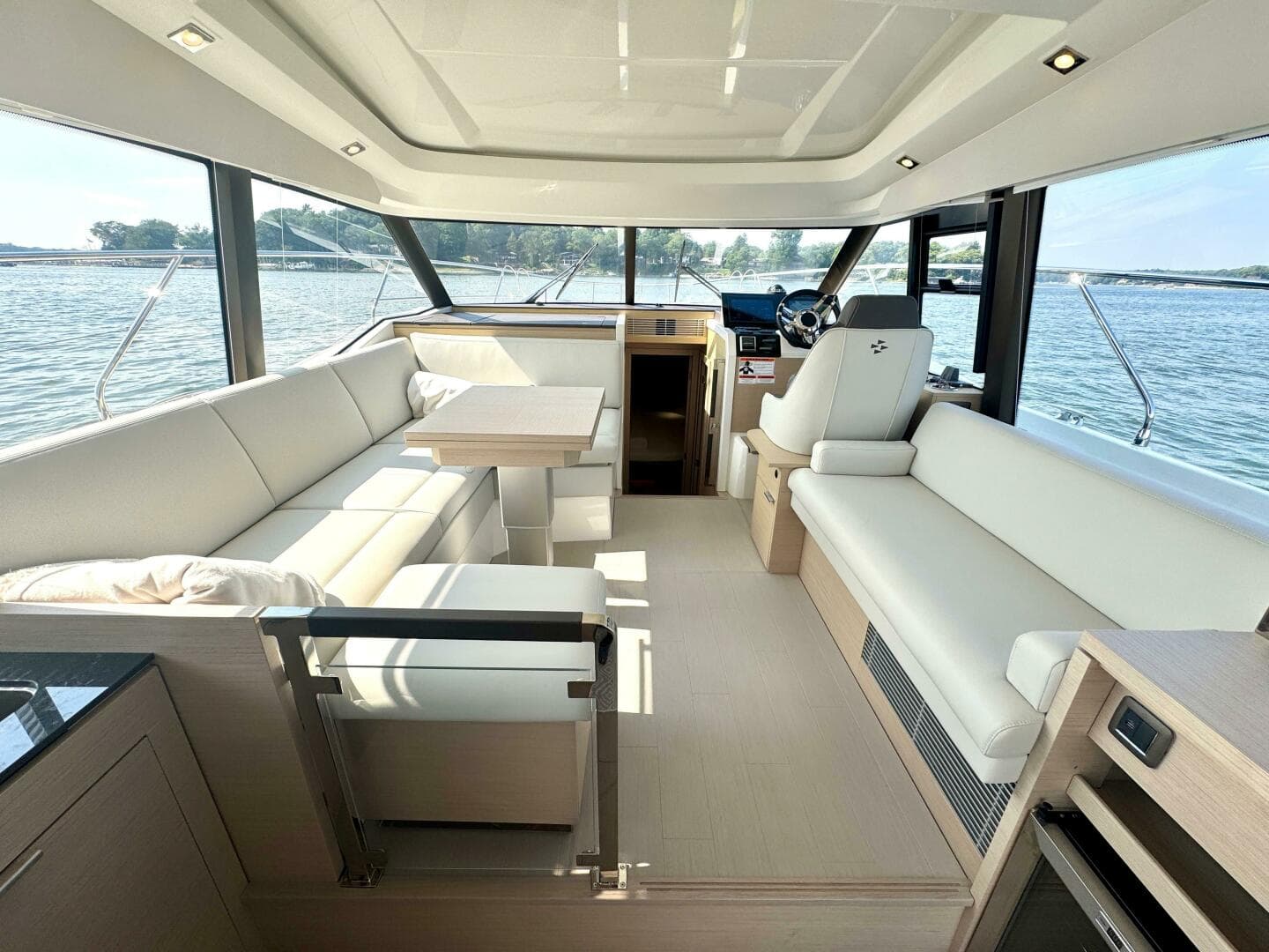 2024 Prestige 420S — photo 24