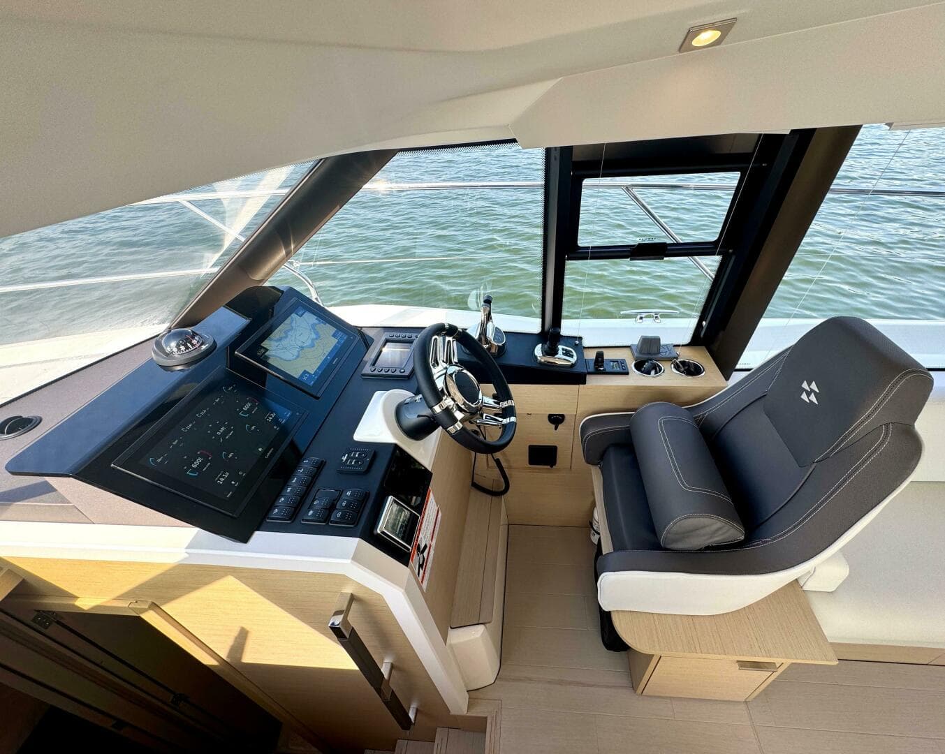 2024 Prestige 420S — photo 18