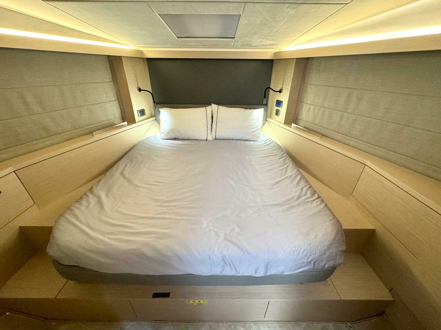 2024 Prestige 420S — photo 49