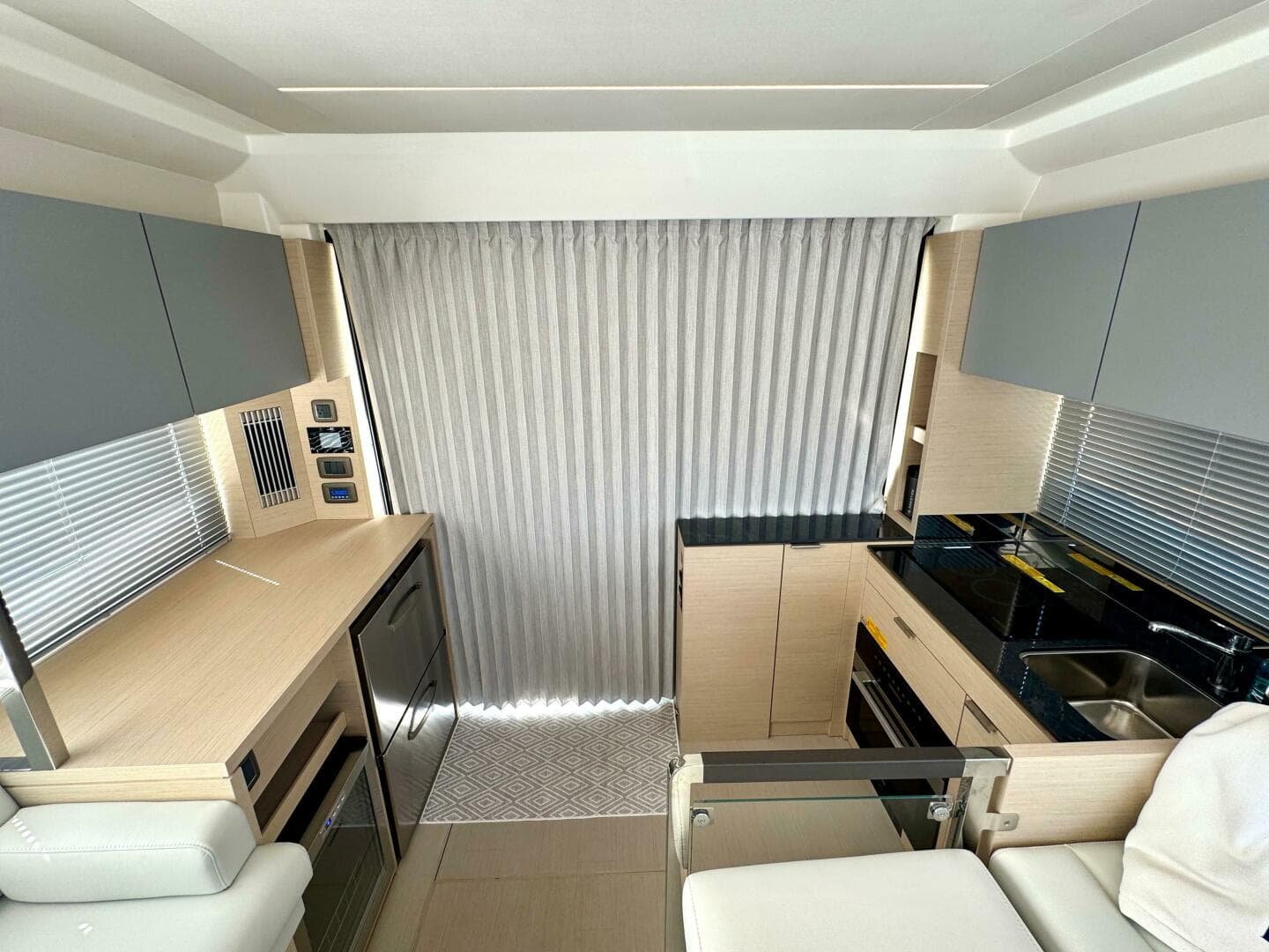 2024 Prestige 420S — photo 36