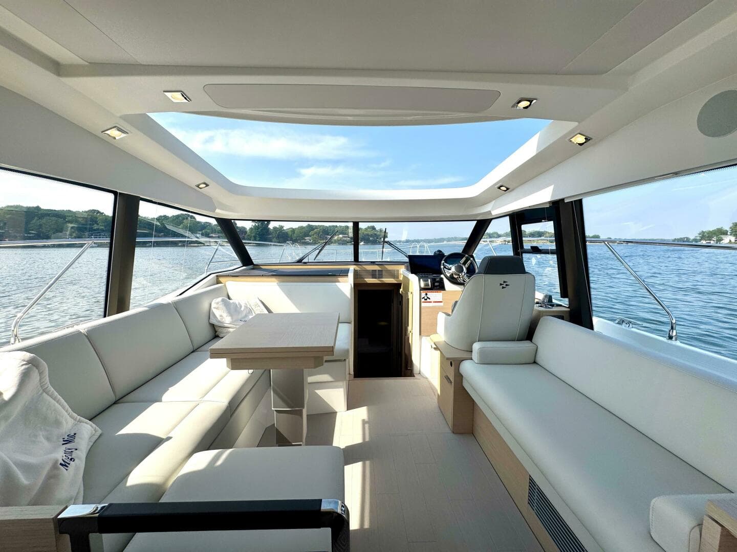 2024 Prestige 420S — photo 4