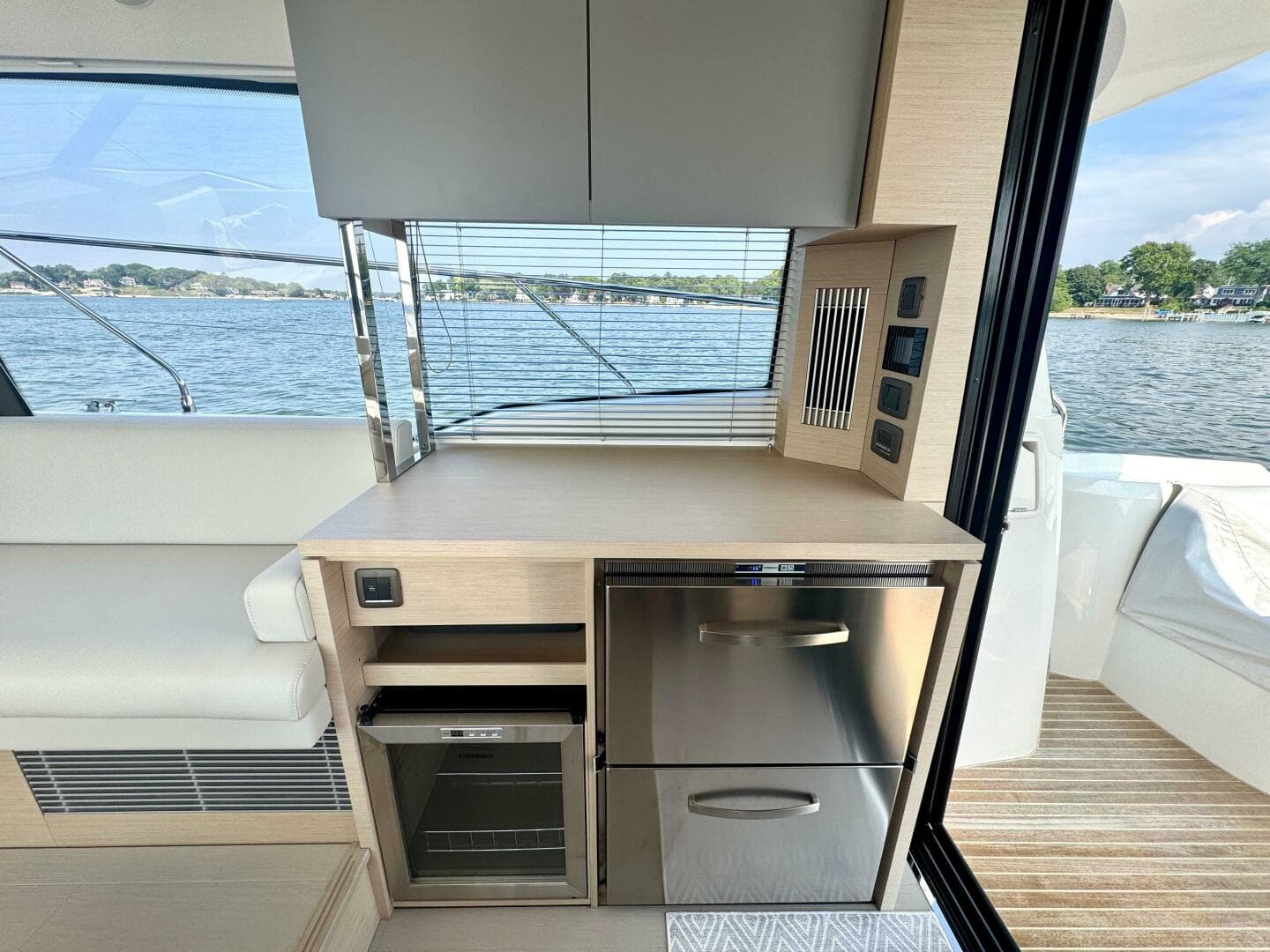 2024 Prestige 420S — photo 33