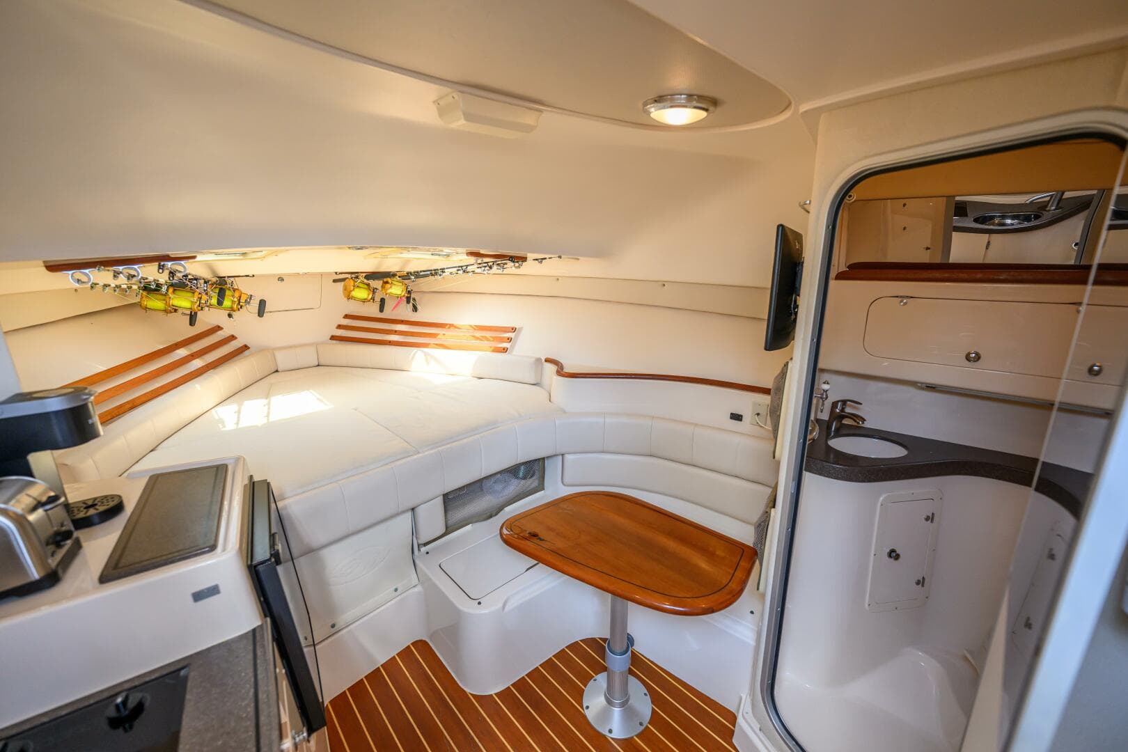 2003 Grady-White 330 Express — photo 19