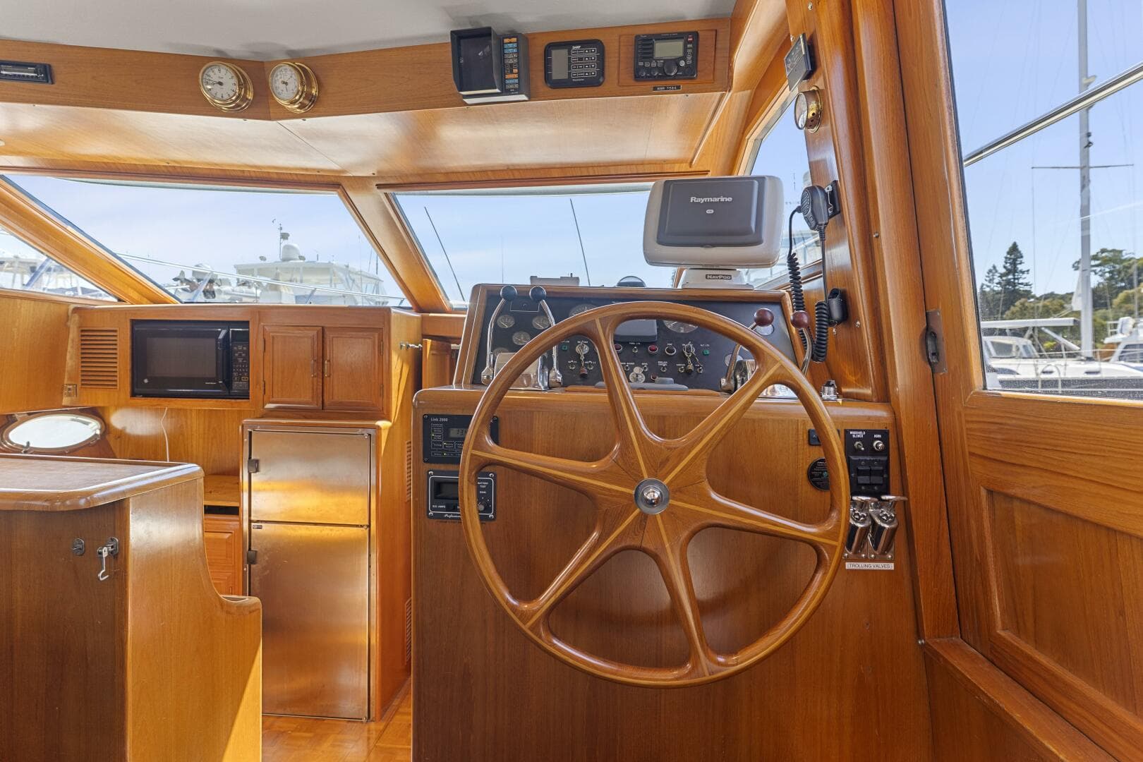 1993 Ocean Alexander — photo 29