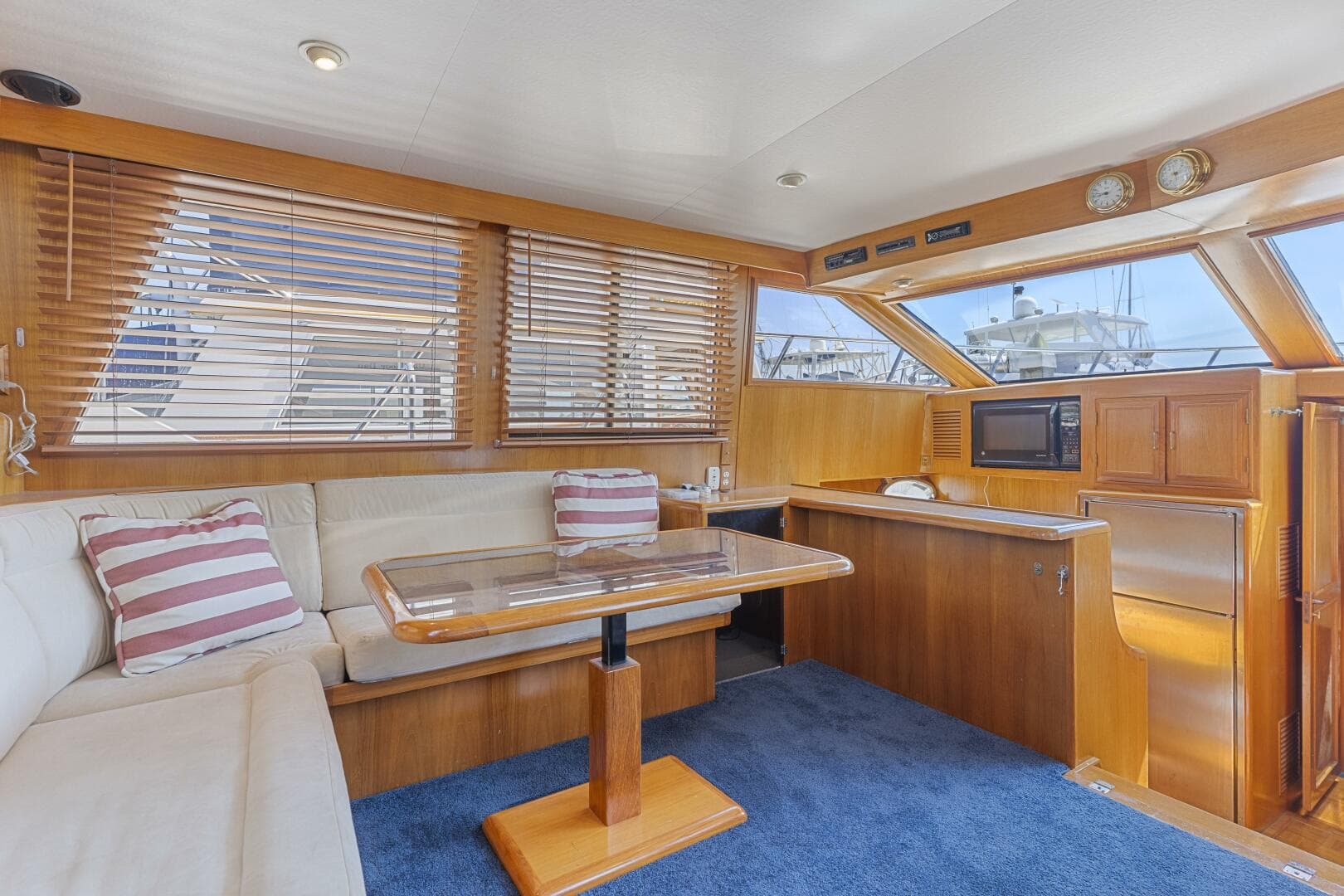 1993 Ocean Alexander — photo 13