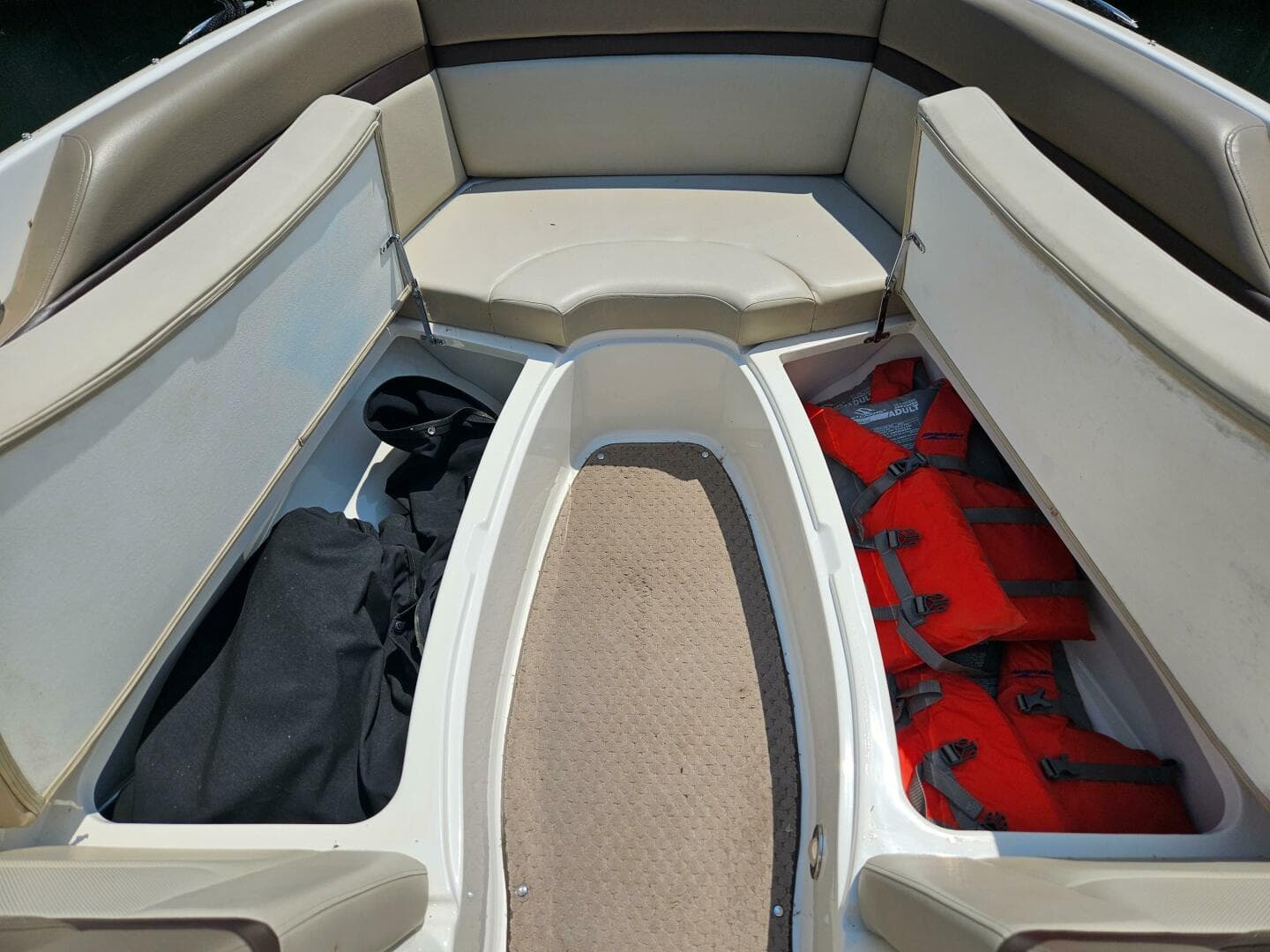 2012 Sea Ray 250 Slx — photo 17