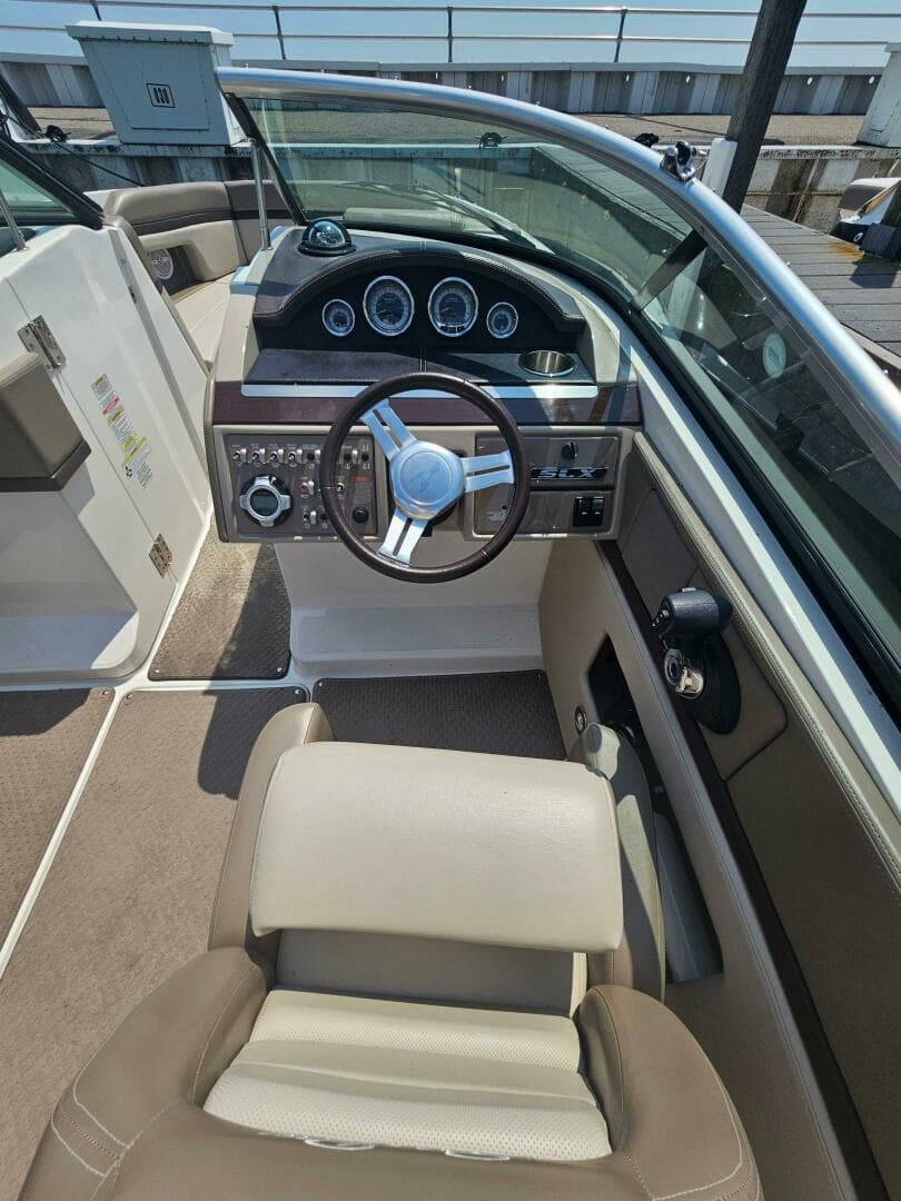2012 Sea Ray 250 Slx — photo 12