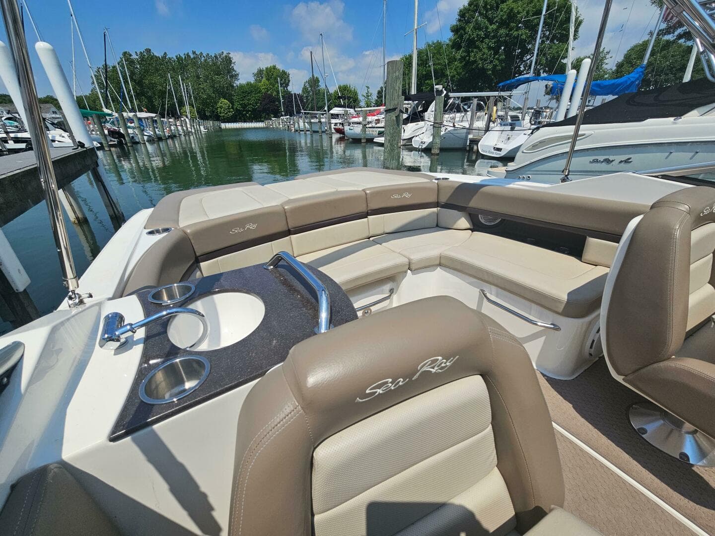 2012 Sea Ray 250 Slx — photo 11