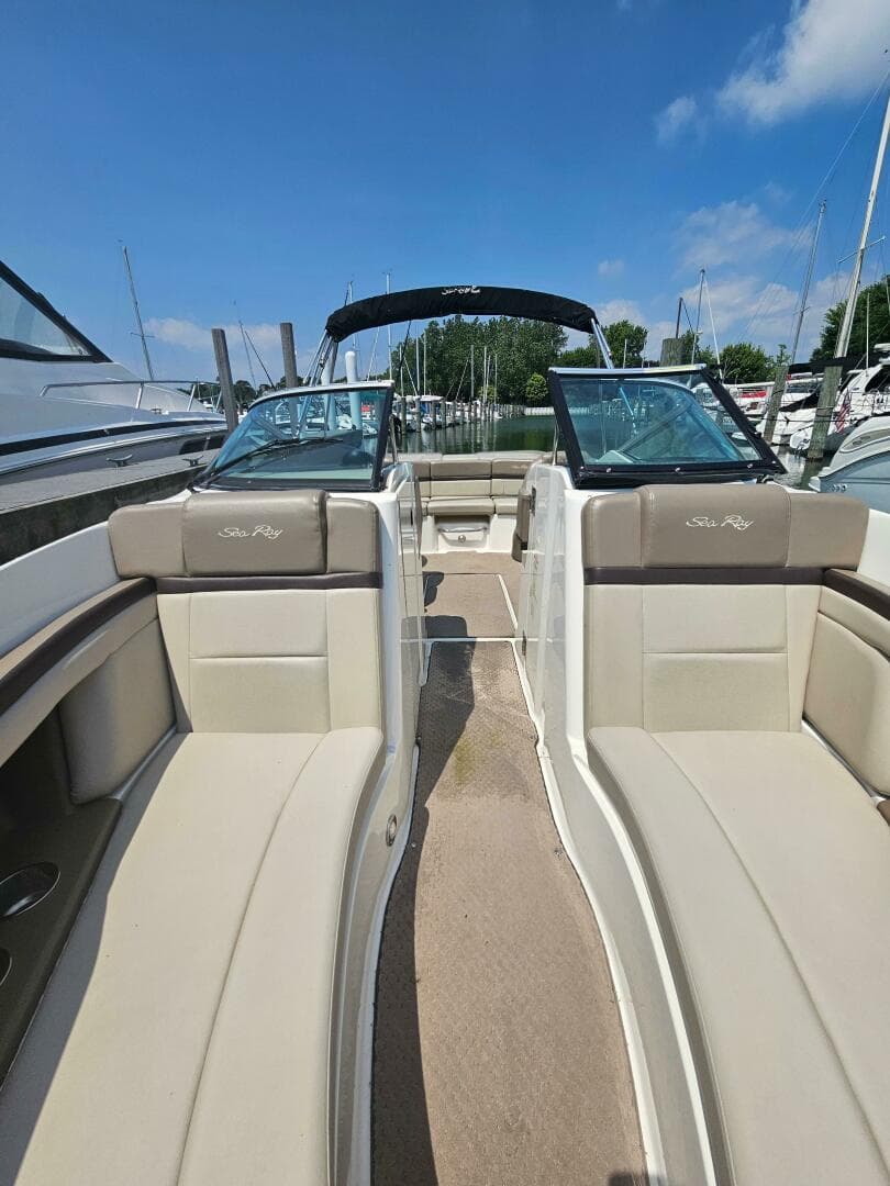 2012 Sea Ray 250 Slx — photo 16