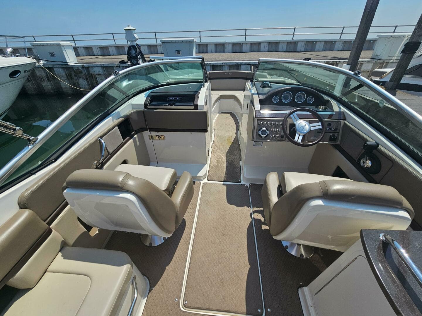 2012 Sea Ray 250 Slx — photo 4