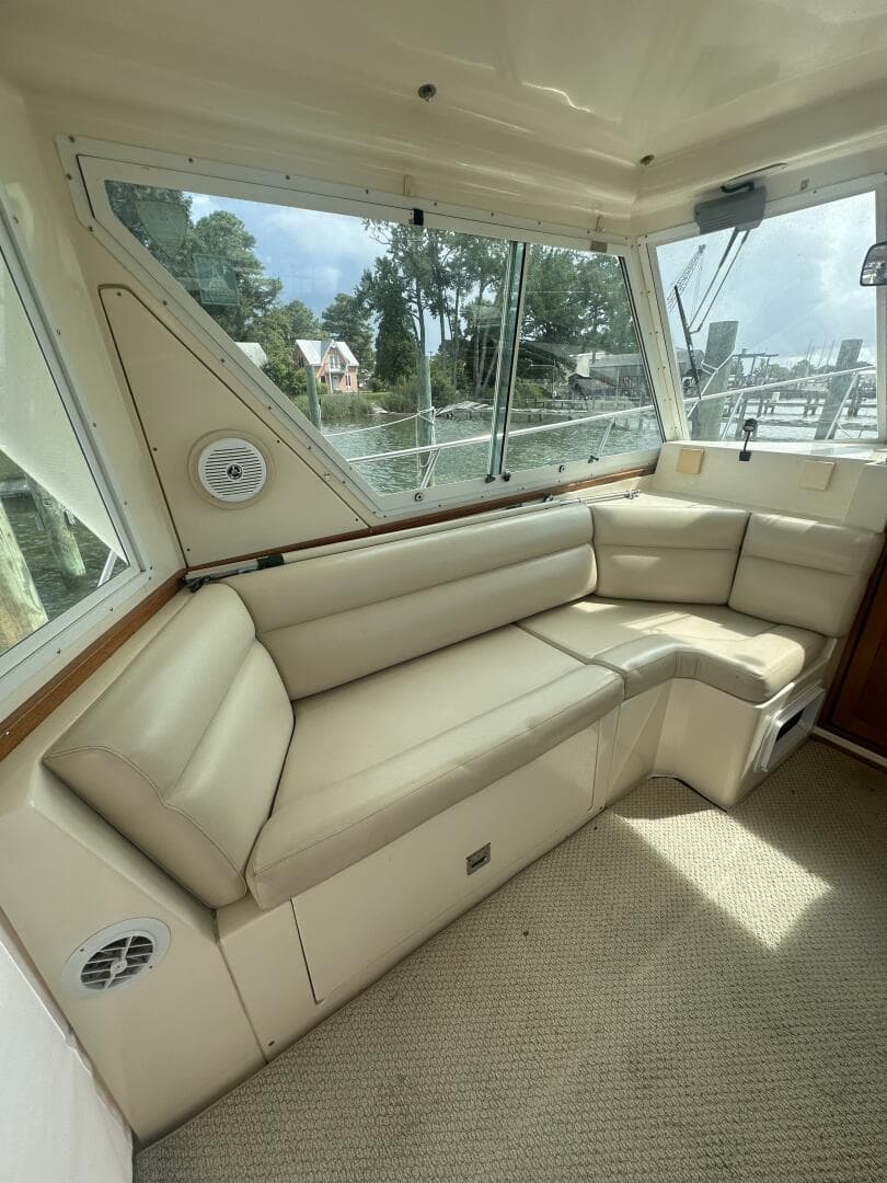 1996 Albin 31 Tournament Express — photo 13