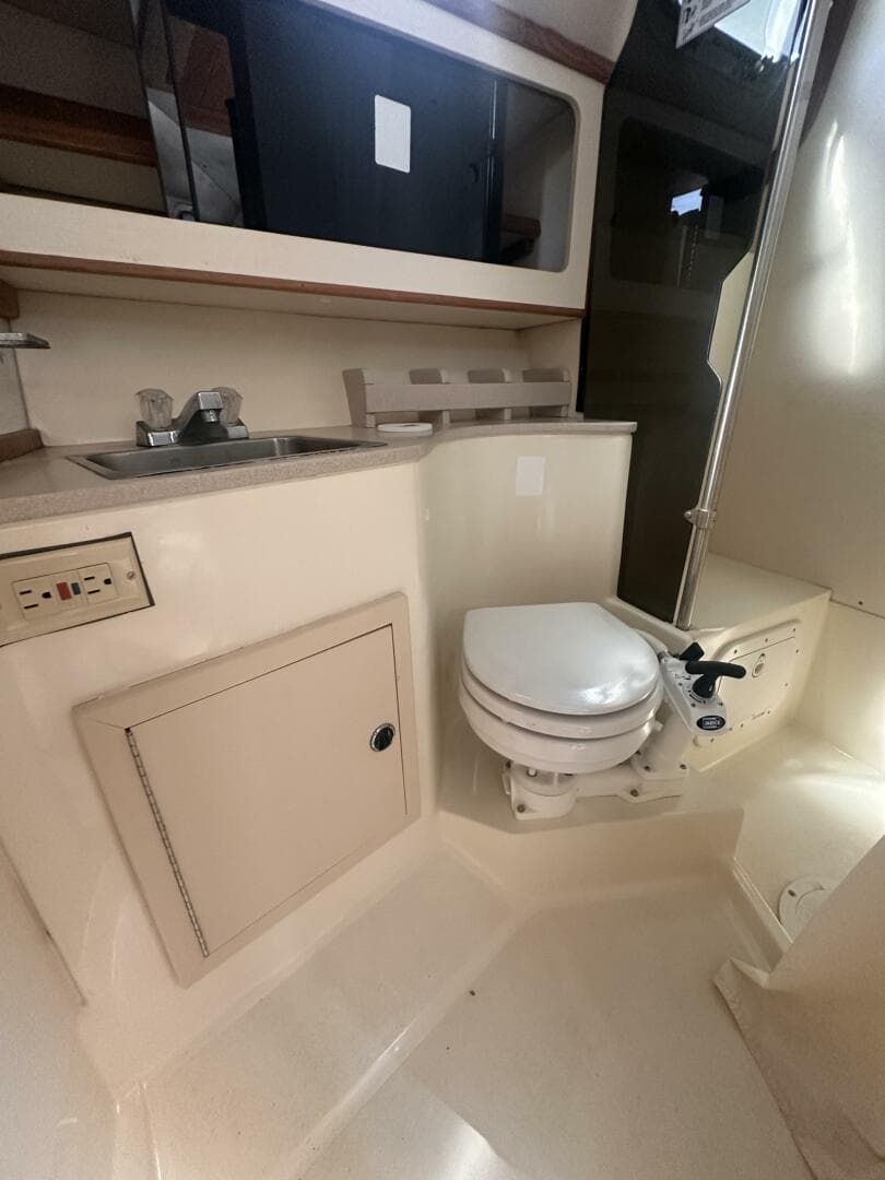 1996 Albin 31 Tournament Express — photo 25