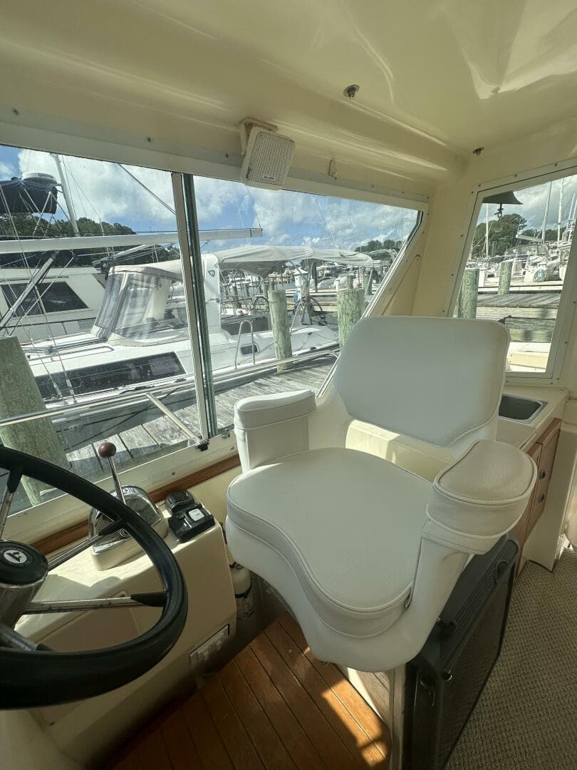 1996 Albin 31 Tournament Express — photo 18