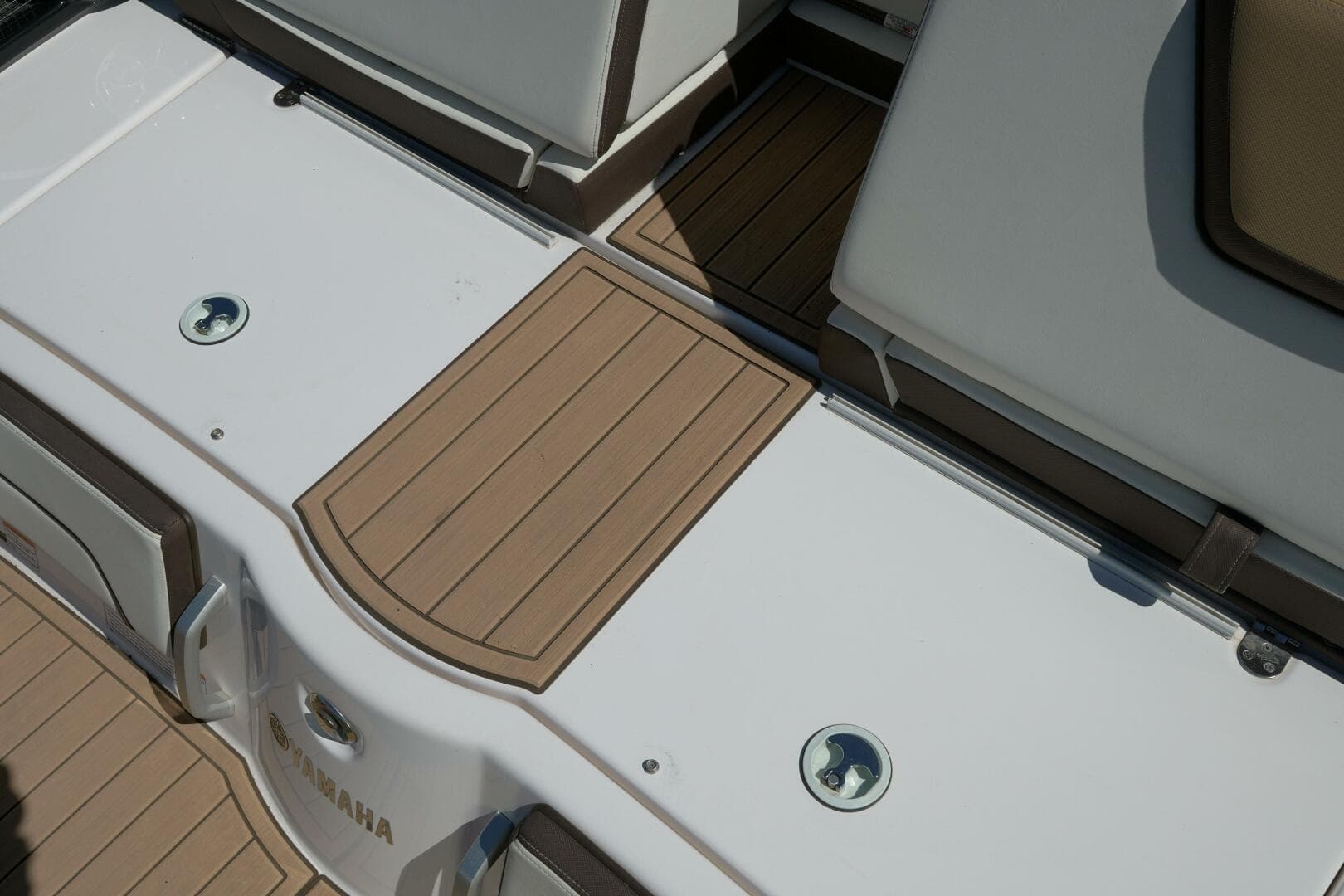 2023 Yamaha Boats 252S — photo 51