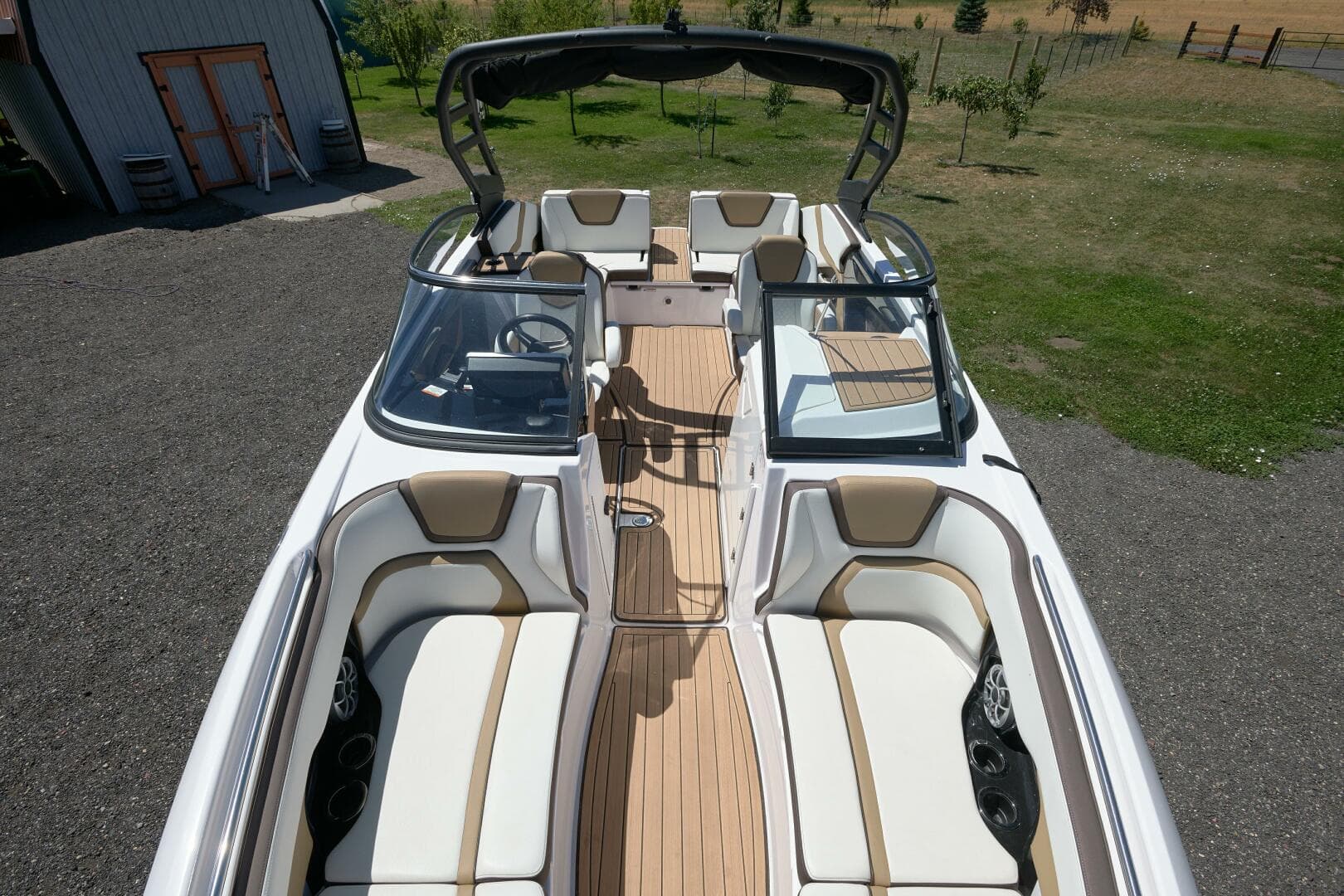 2023 Yamaha Boats 252S — photo 42