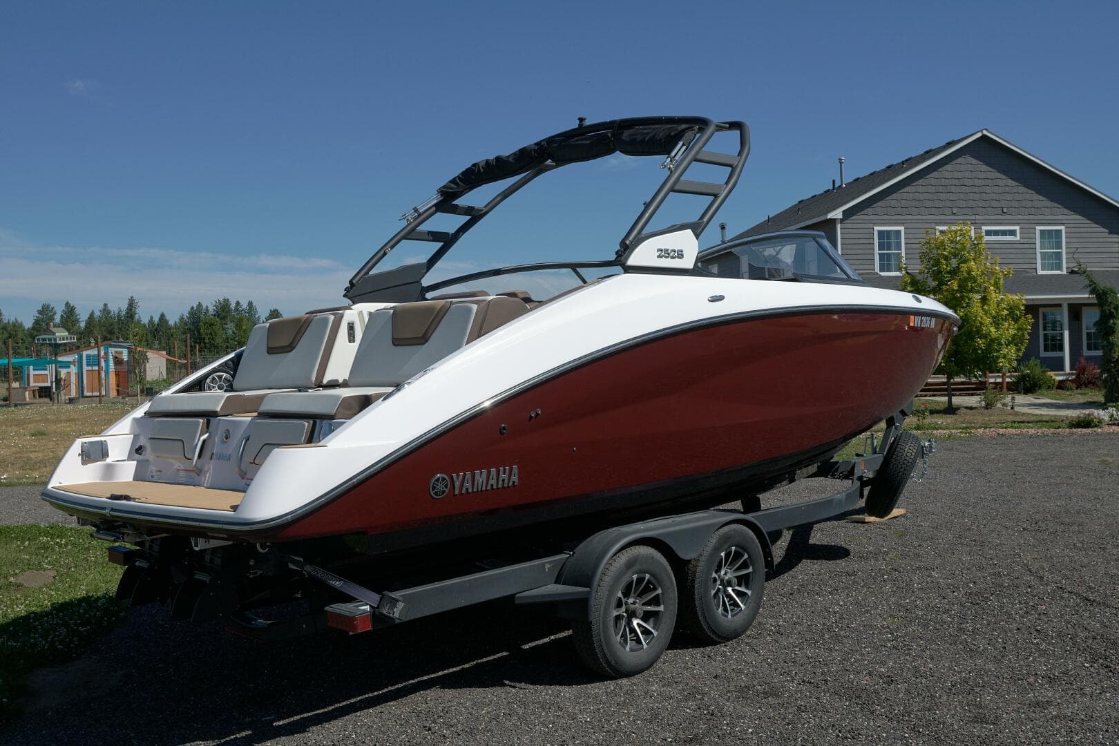 2023 Yamaha Boats 252S — photo 4