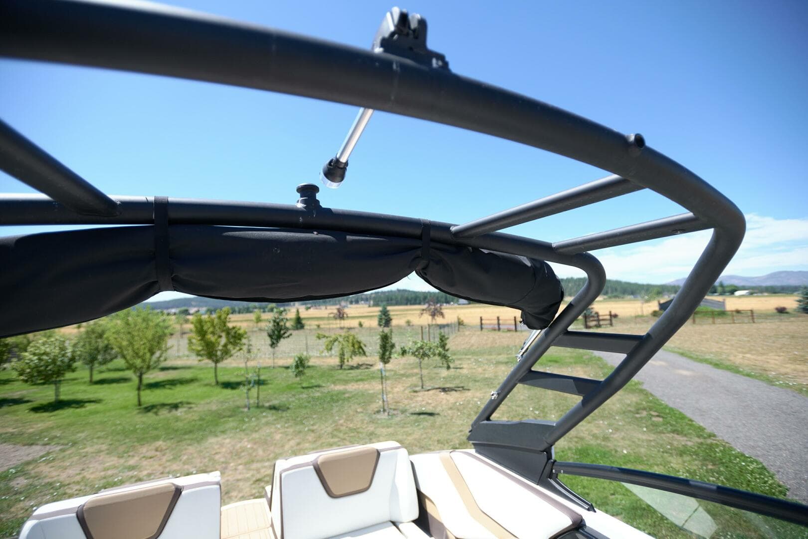 2023 Yamaha Boats 252S — photo 74