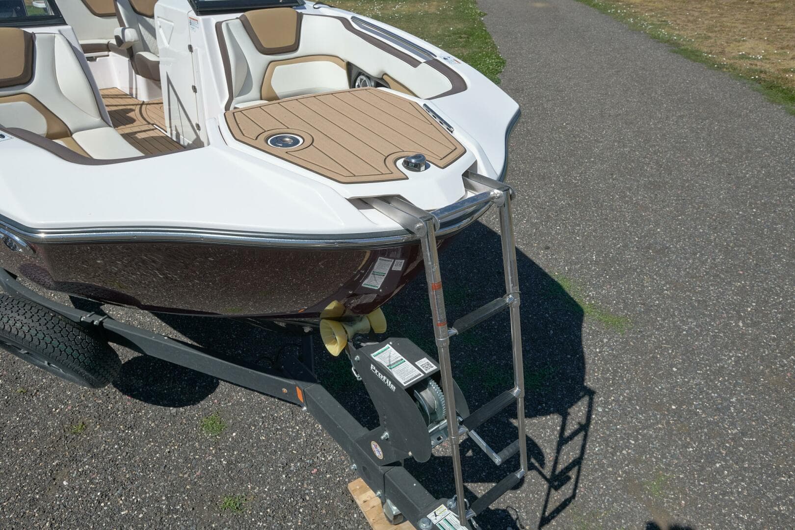 2023 Yamaha Boats 252S — photo 82