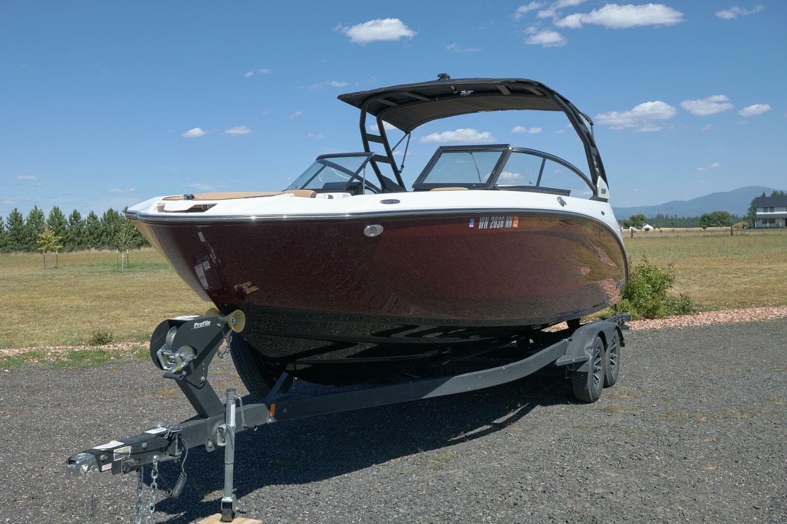 2023 Yamaha Boats 252S — photo 10