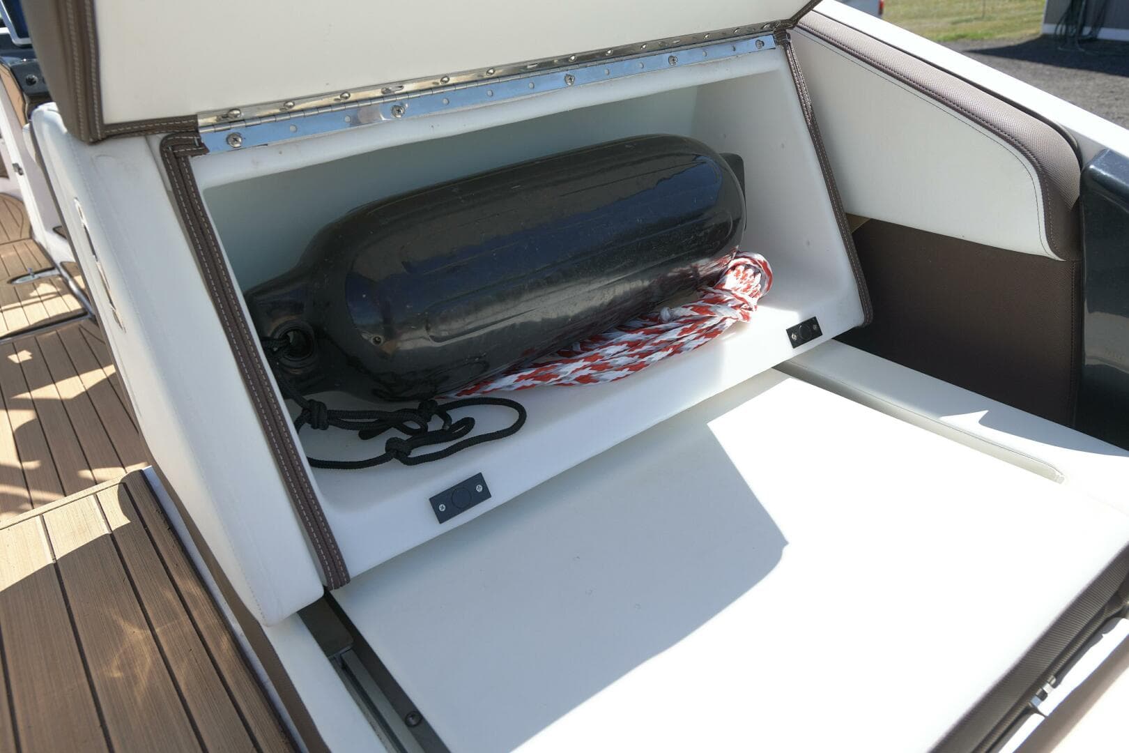 2023 Yamaha Boats 252S — photo 56