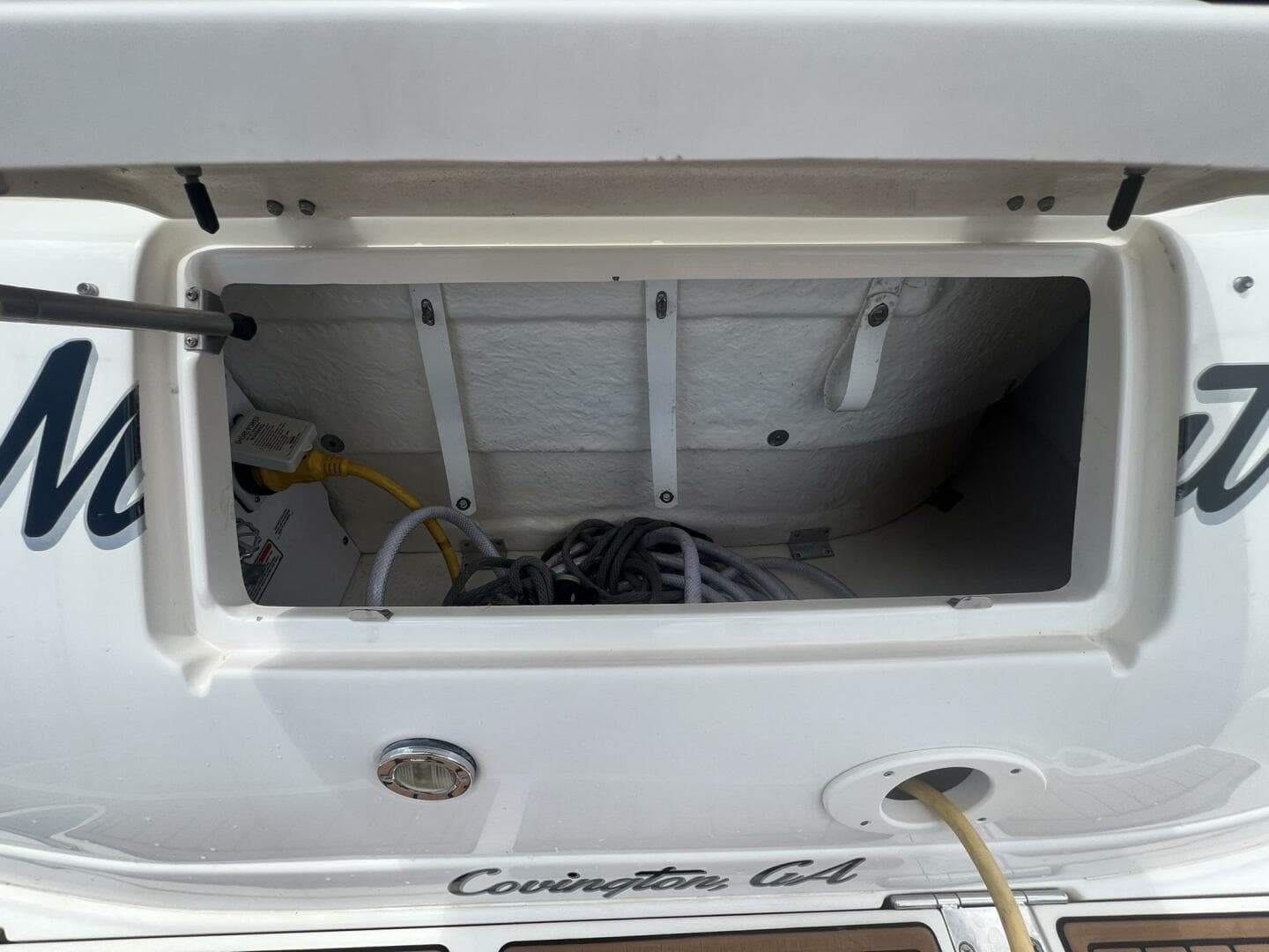 2003 Sea Ray 320 Sundancer — photo 22