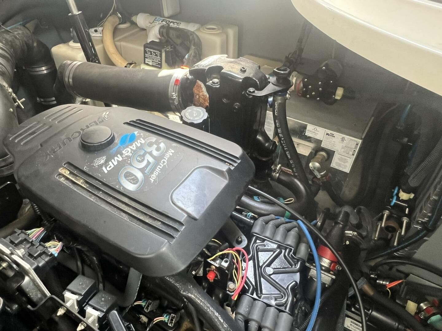 2003 Sea Ray 320 Sundancer — photo 53