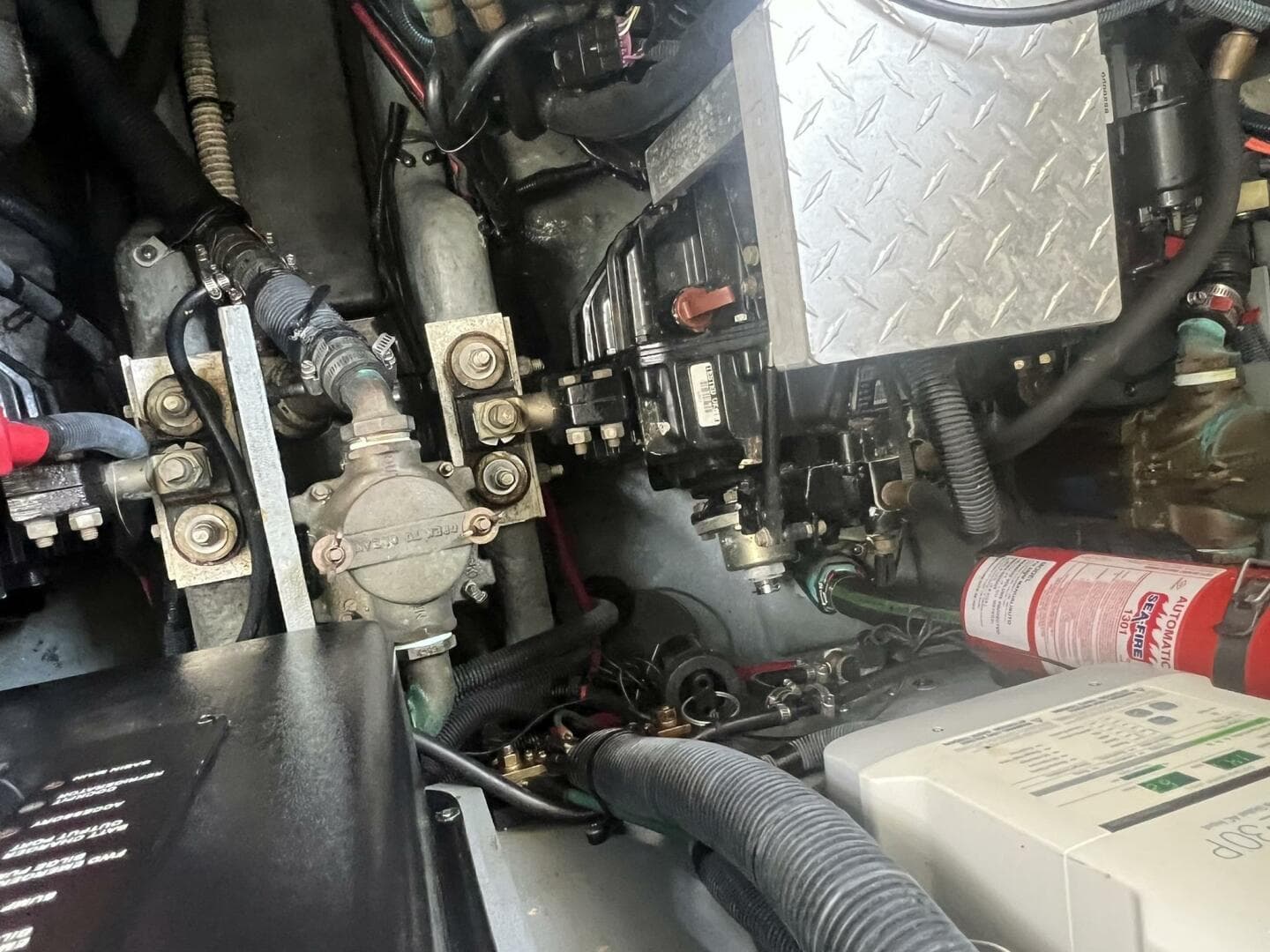 2003 Sea Ray 320 Sundancer — photo 57