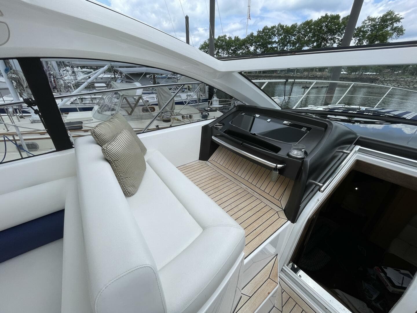 2015 Sunseeker San Remo 48 — photo 24