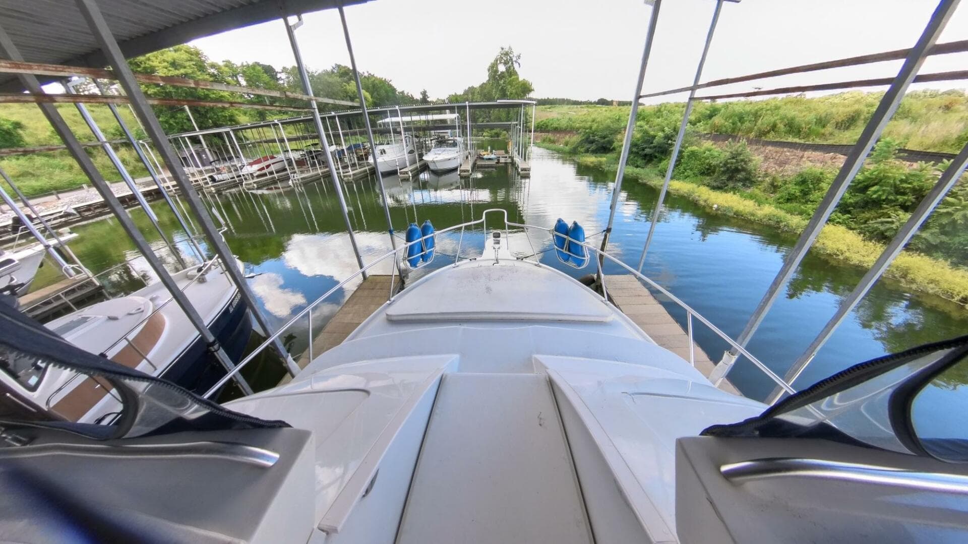 1997 Mainship 34 Aft Cabin — photo 16