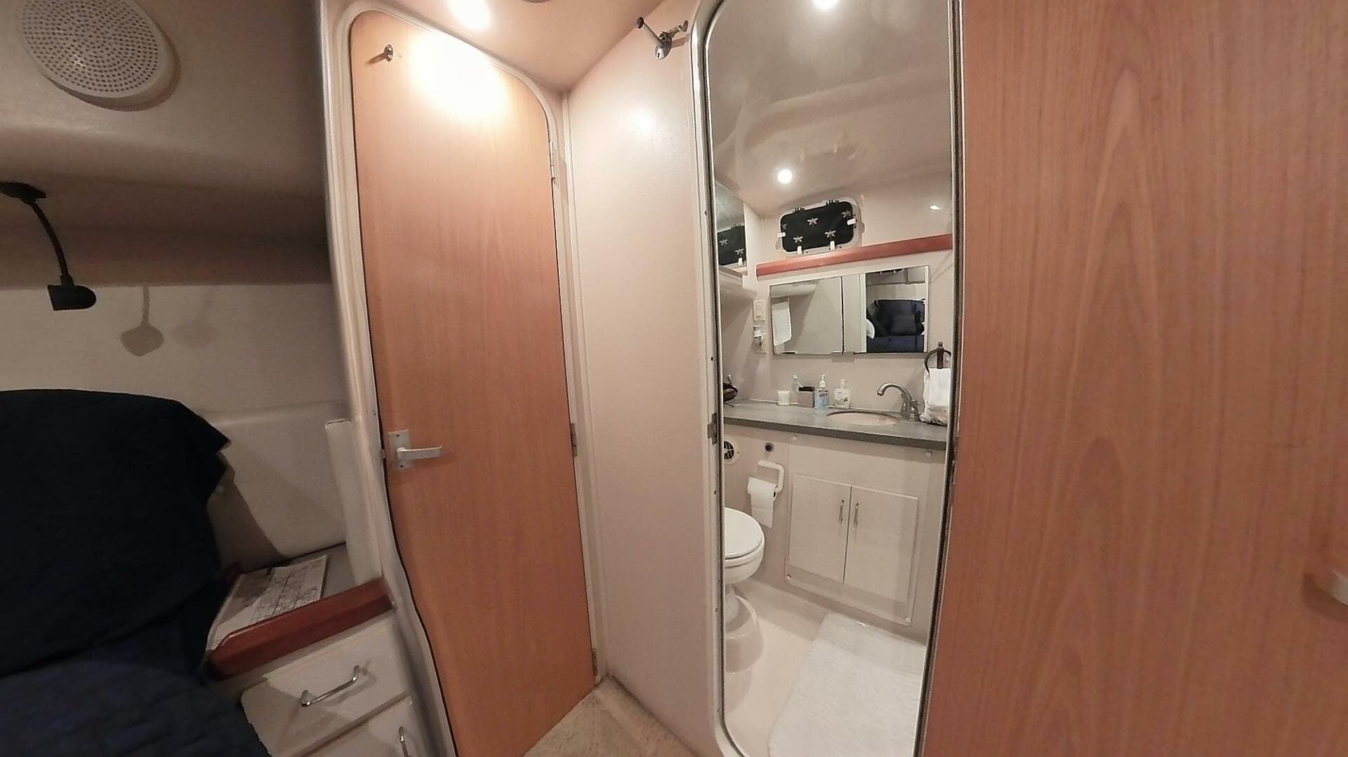 1997 Mainship 34 Aft Cabin — photo 31