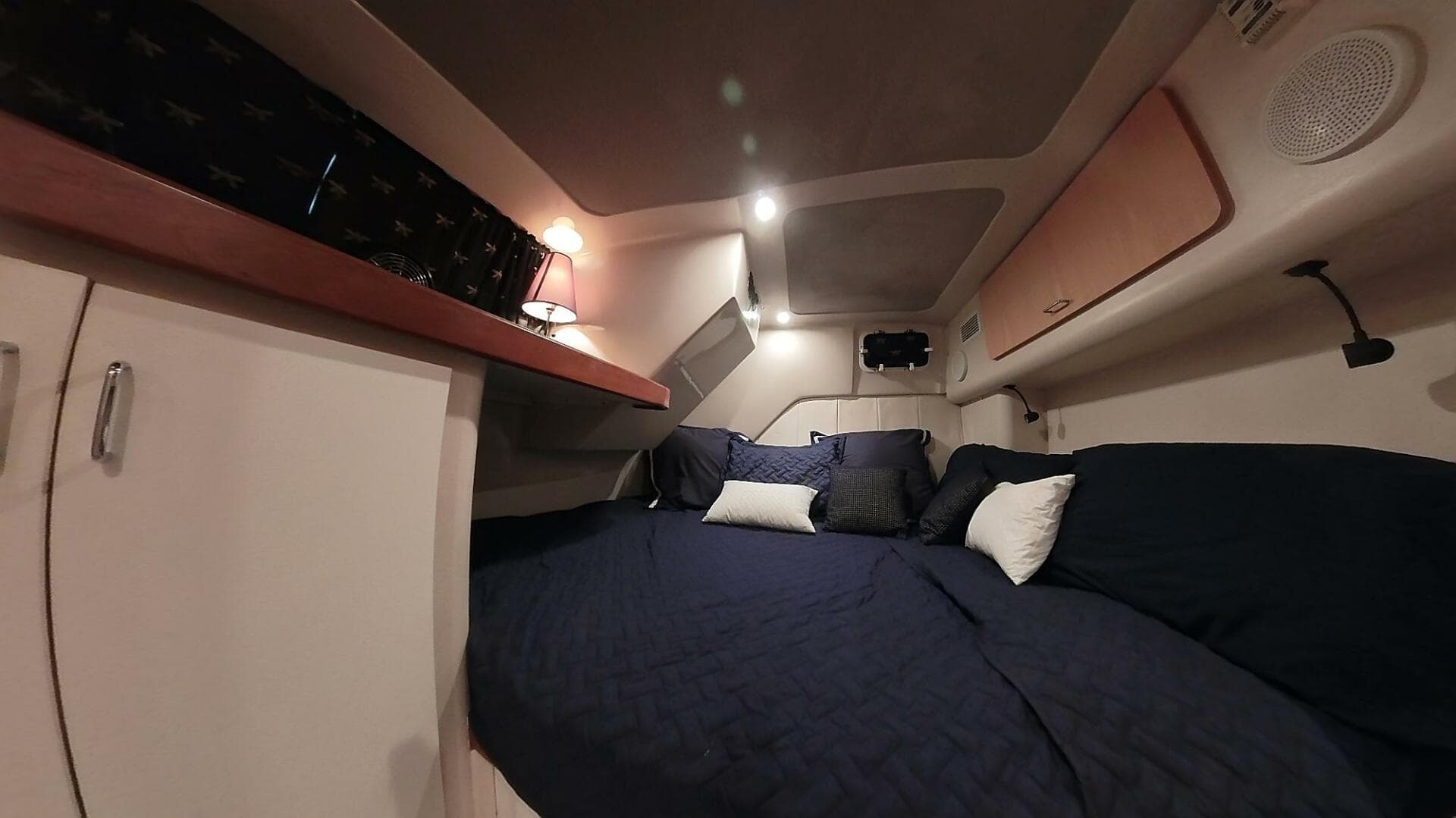 1997 Mainship 34 Aft Cabin — photo 32