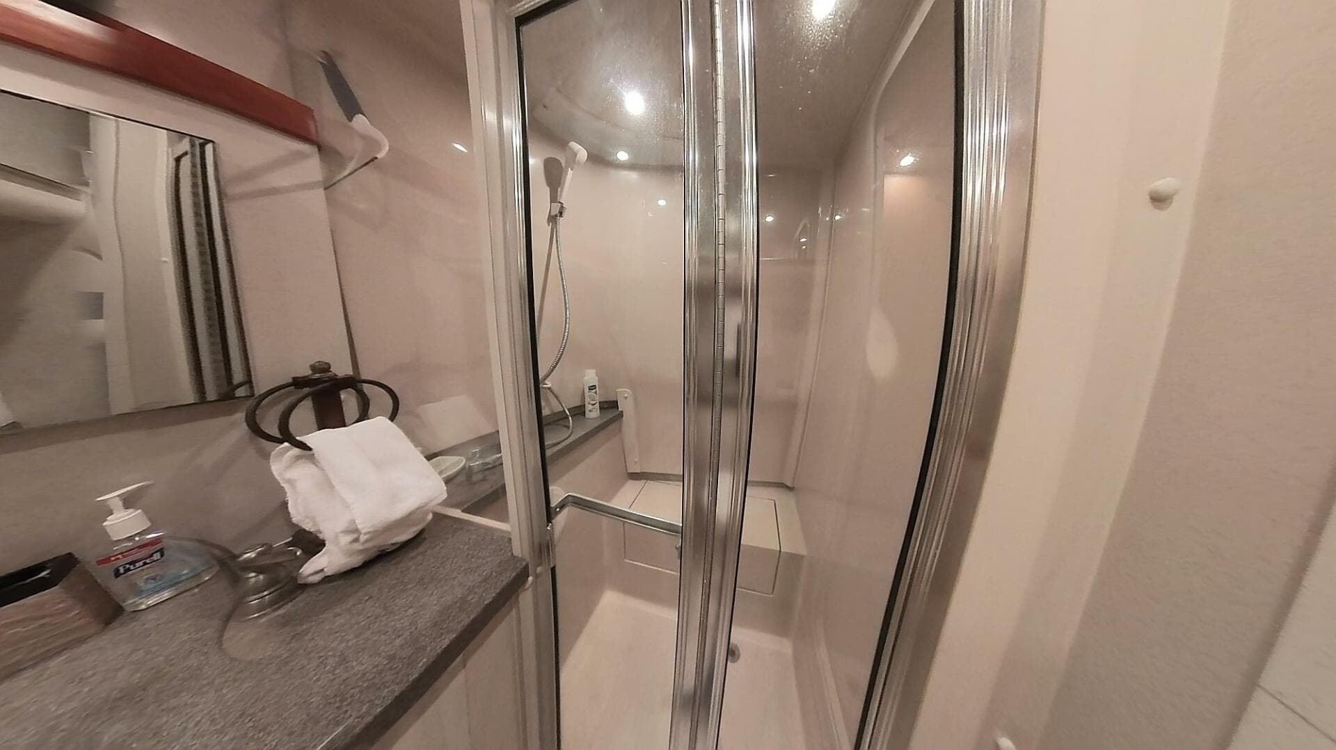 1997 Mainship 34 Aft Cabin — photo 35