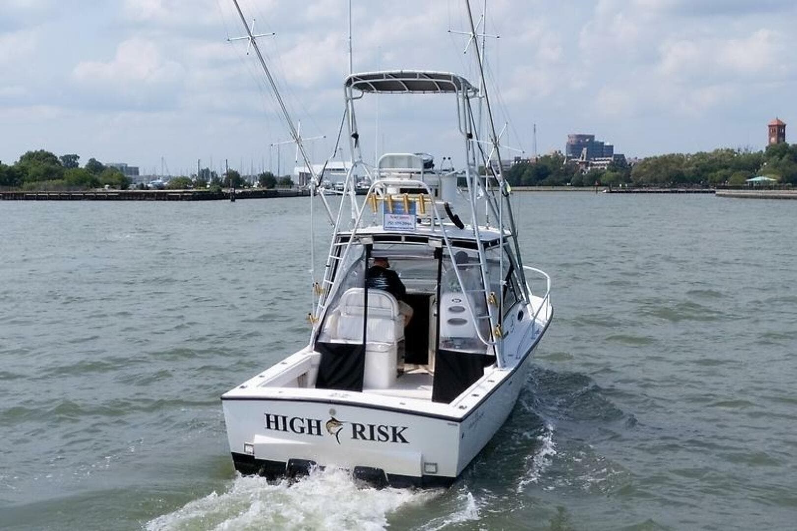 1998 Albemarle 285 Express — photo 6