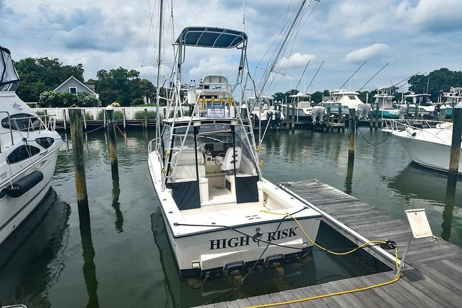 1998 Albemarle 285 Express — photo 10