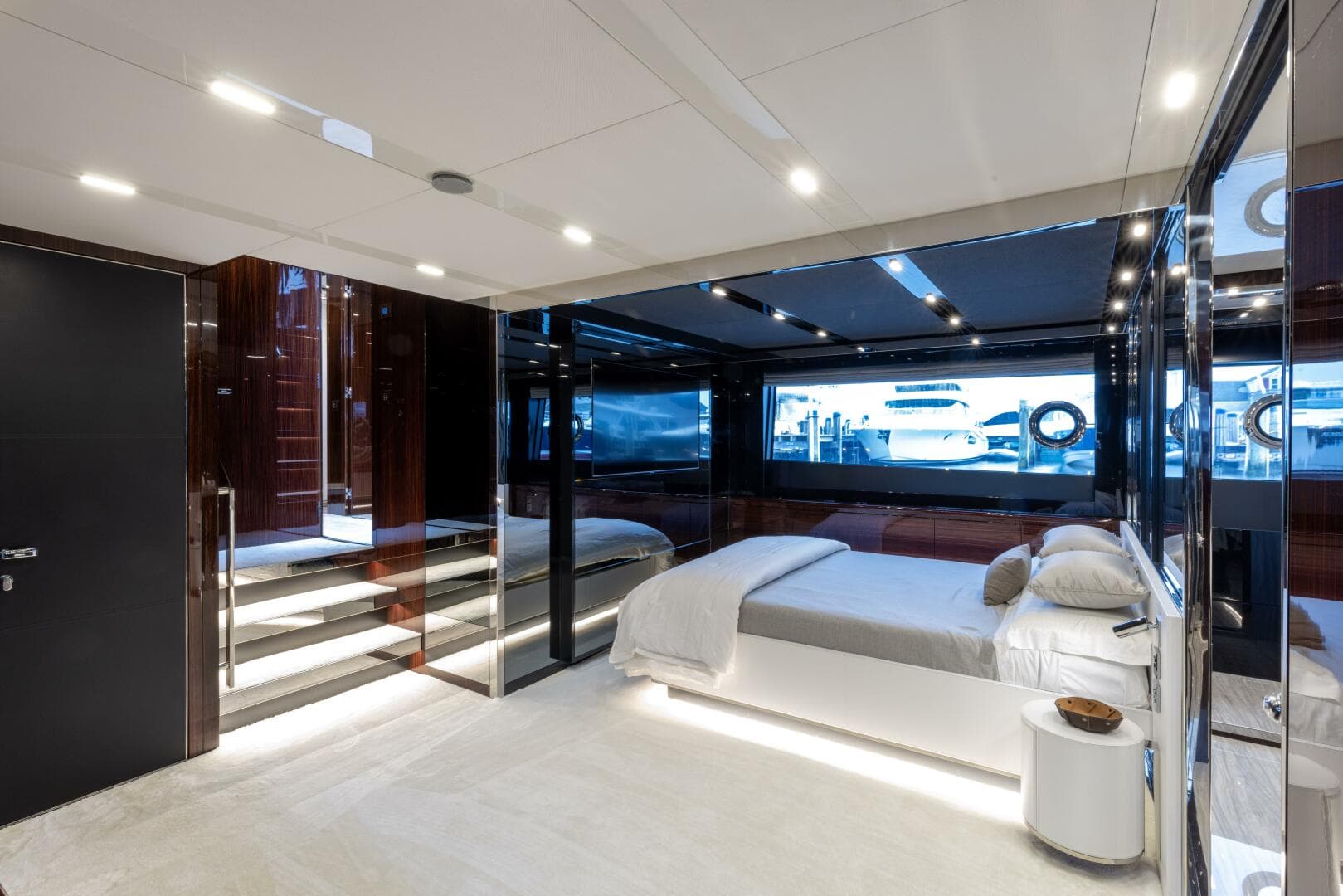 2021 Riva Folgore — photo 7