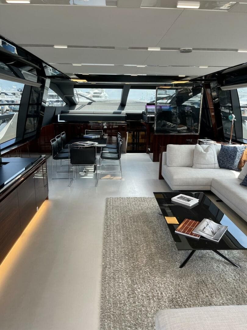 2021 Riva Folgore — photo 38