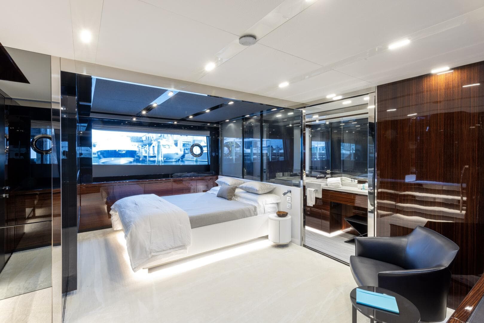 2021 Riva Folgore — photo 8