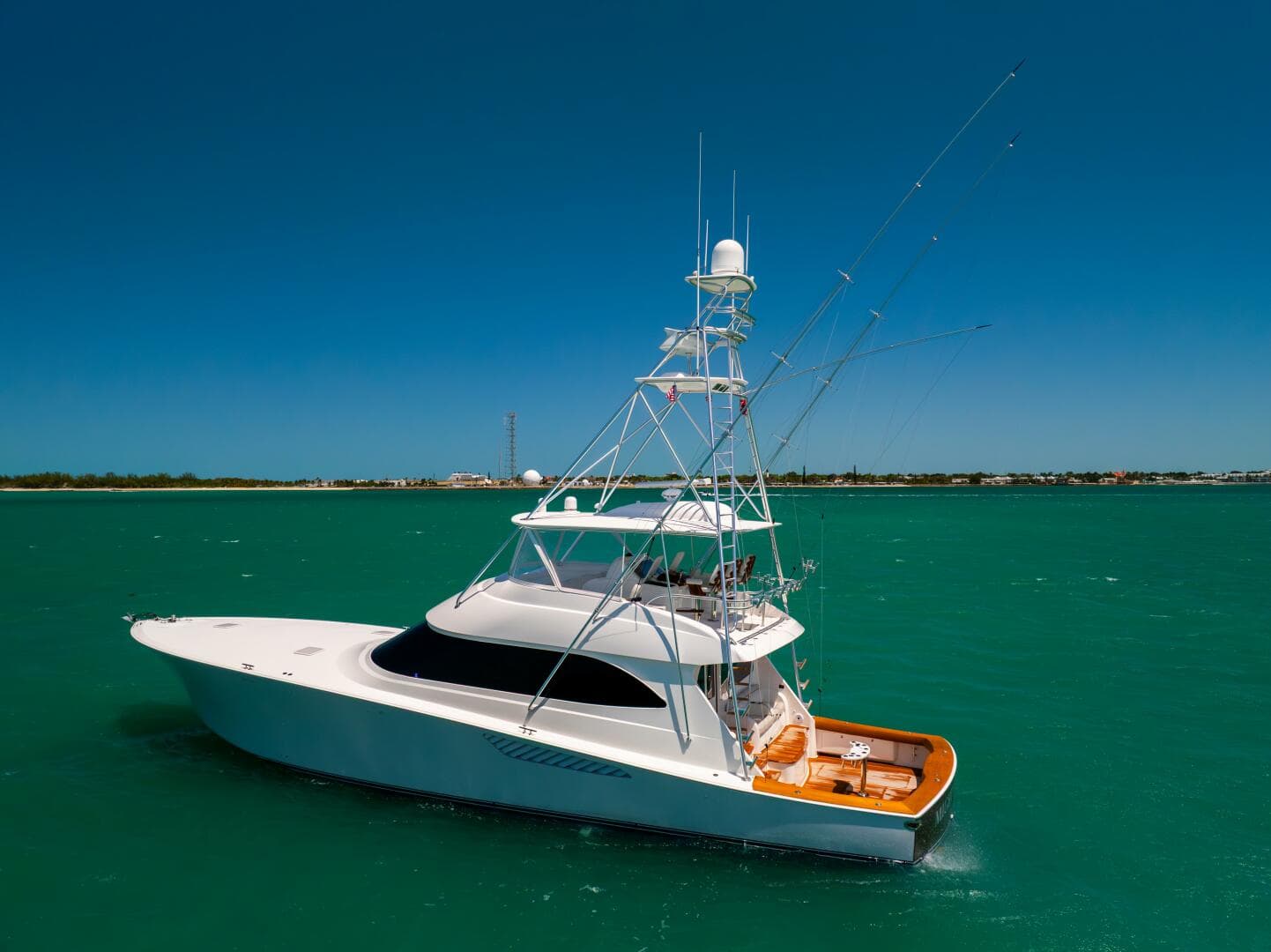 2011 Viking 70 Convertible — photo 30