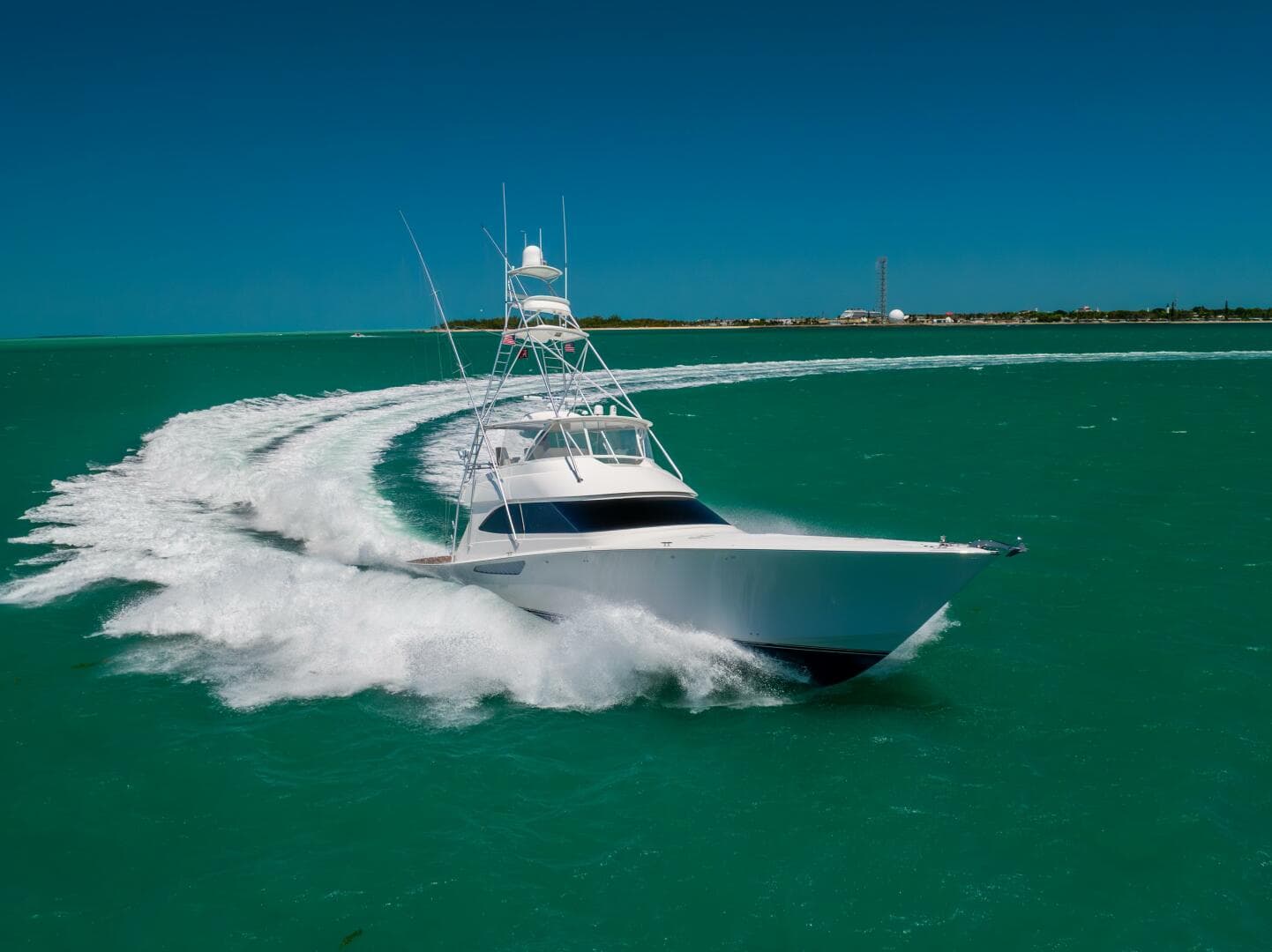 2011 Viking 70 Convertible — photo 8