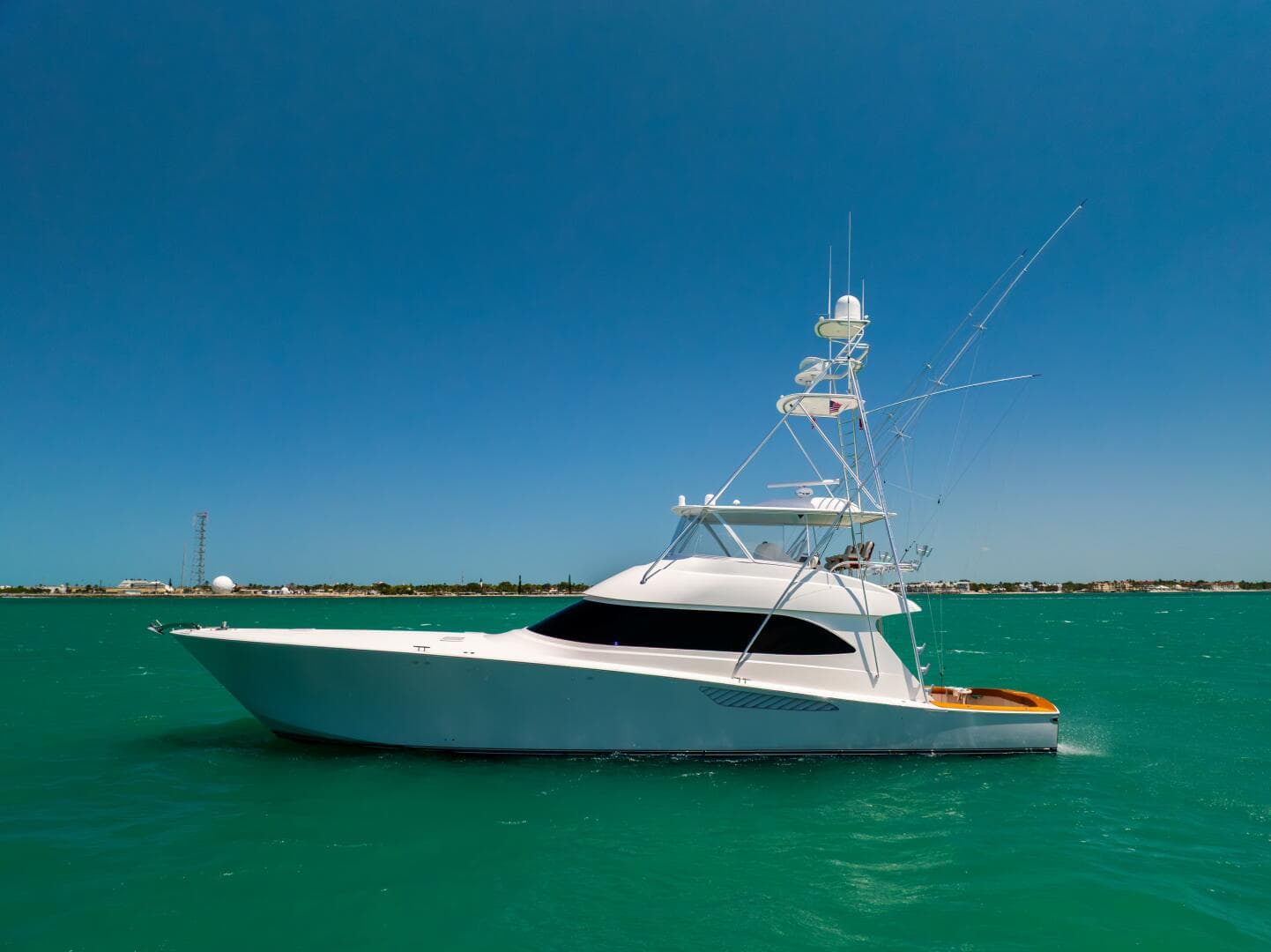 2011 Viking 70 Convertible — photo 27